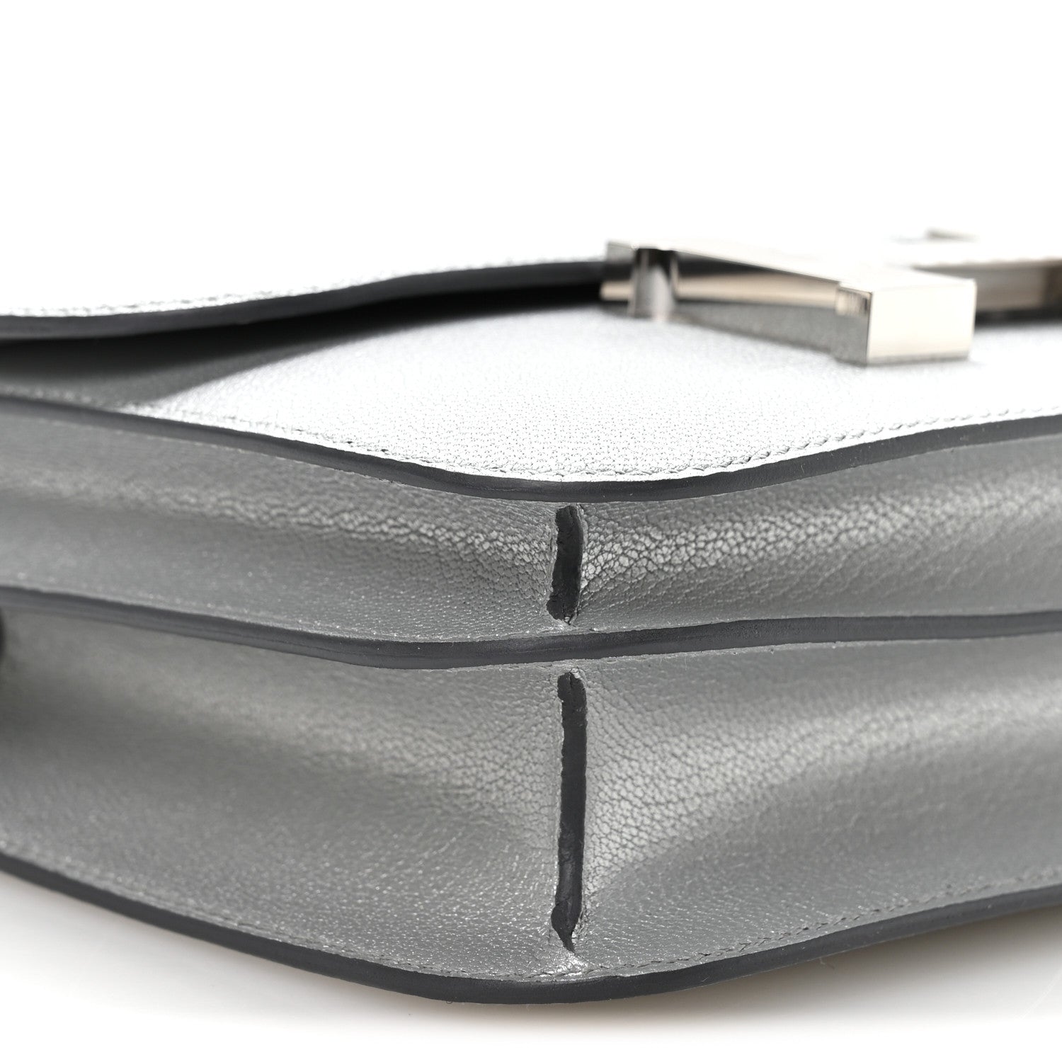 Metallic Chevre Chamkilight Constance 18 Argent