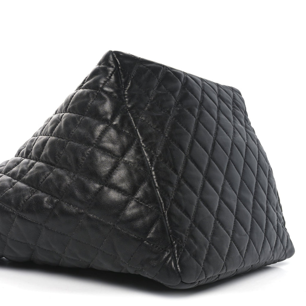 Lambskin Quilted Week End on Mars Tote Black