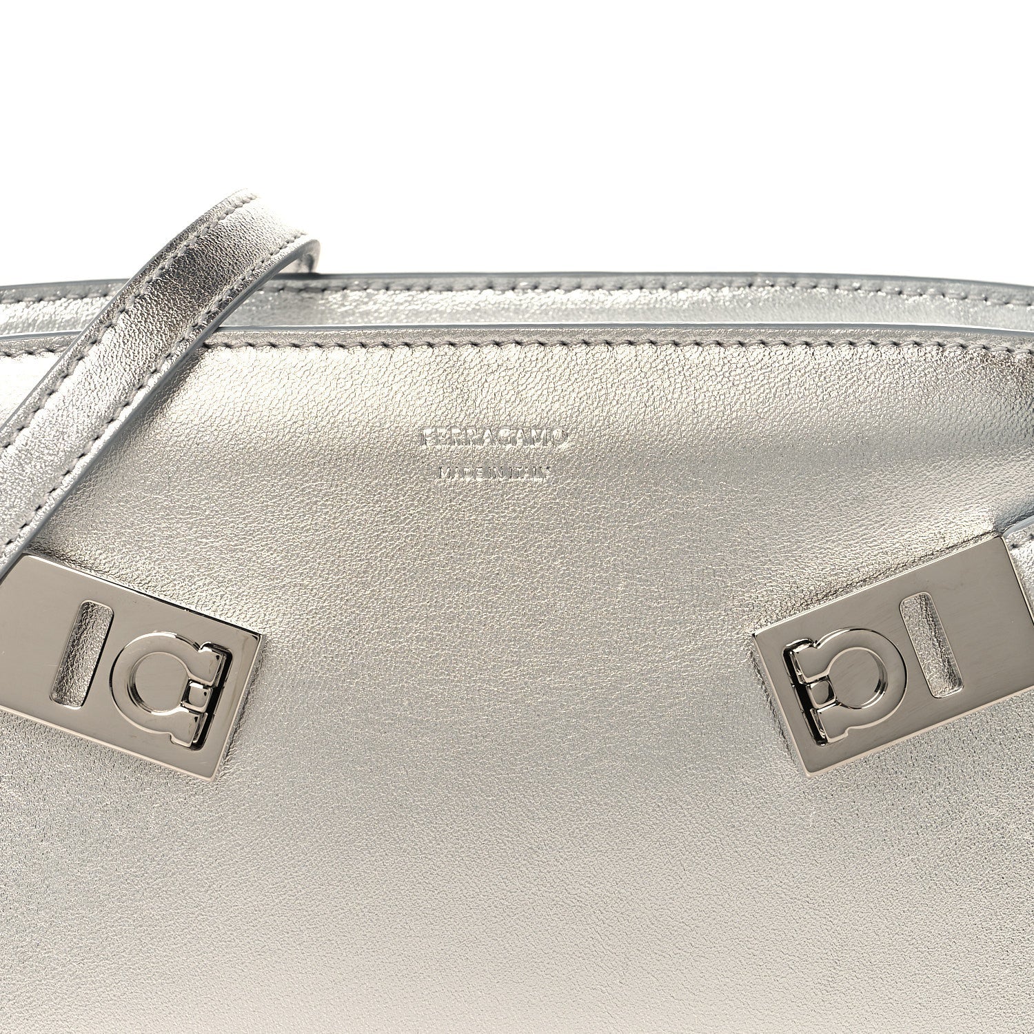 Metallic Lambskin Mini Hug Crossbody Bag Argento