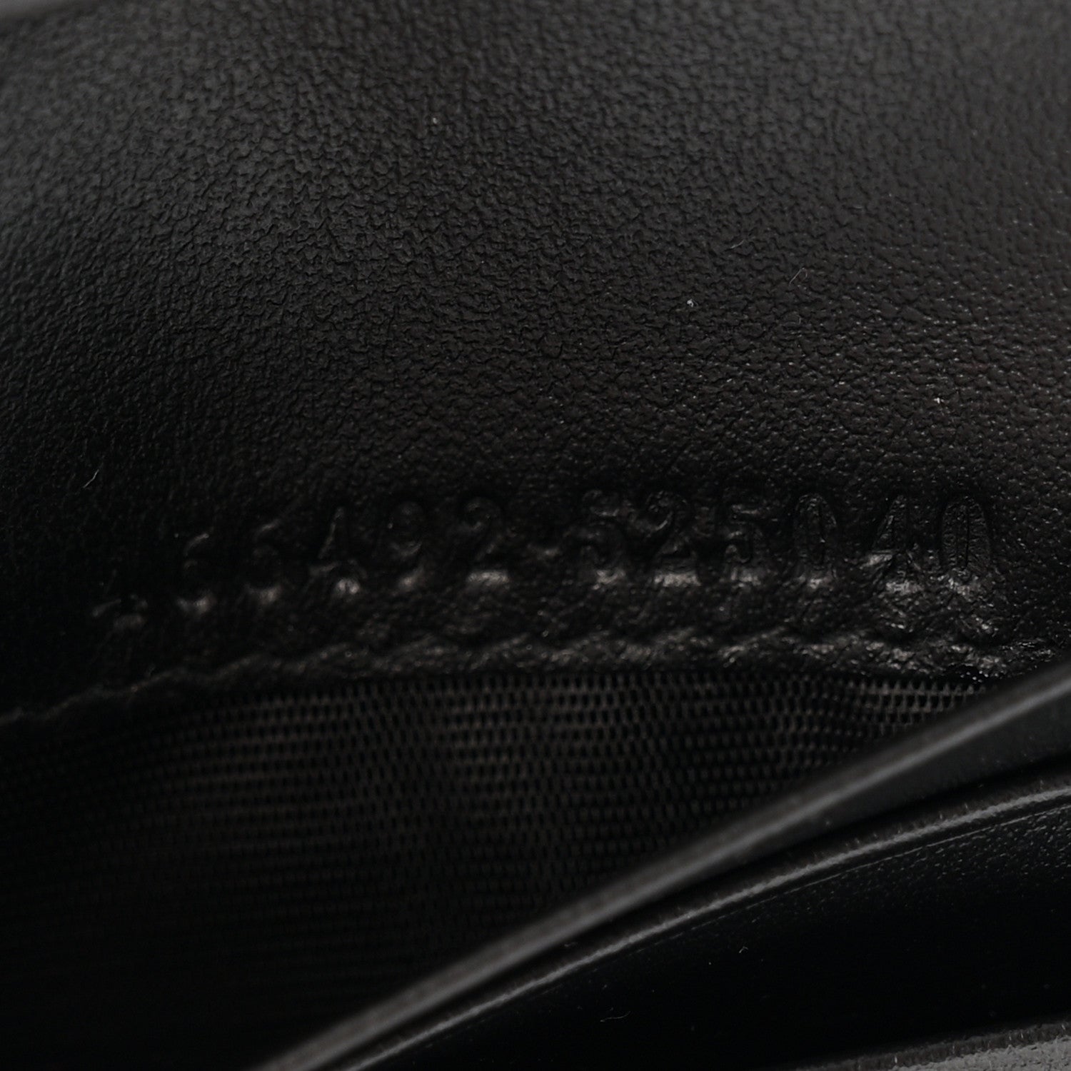 Calfskin Matelasse GG Marmont  Case Wallet Black
