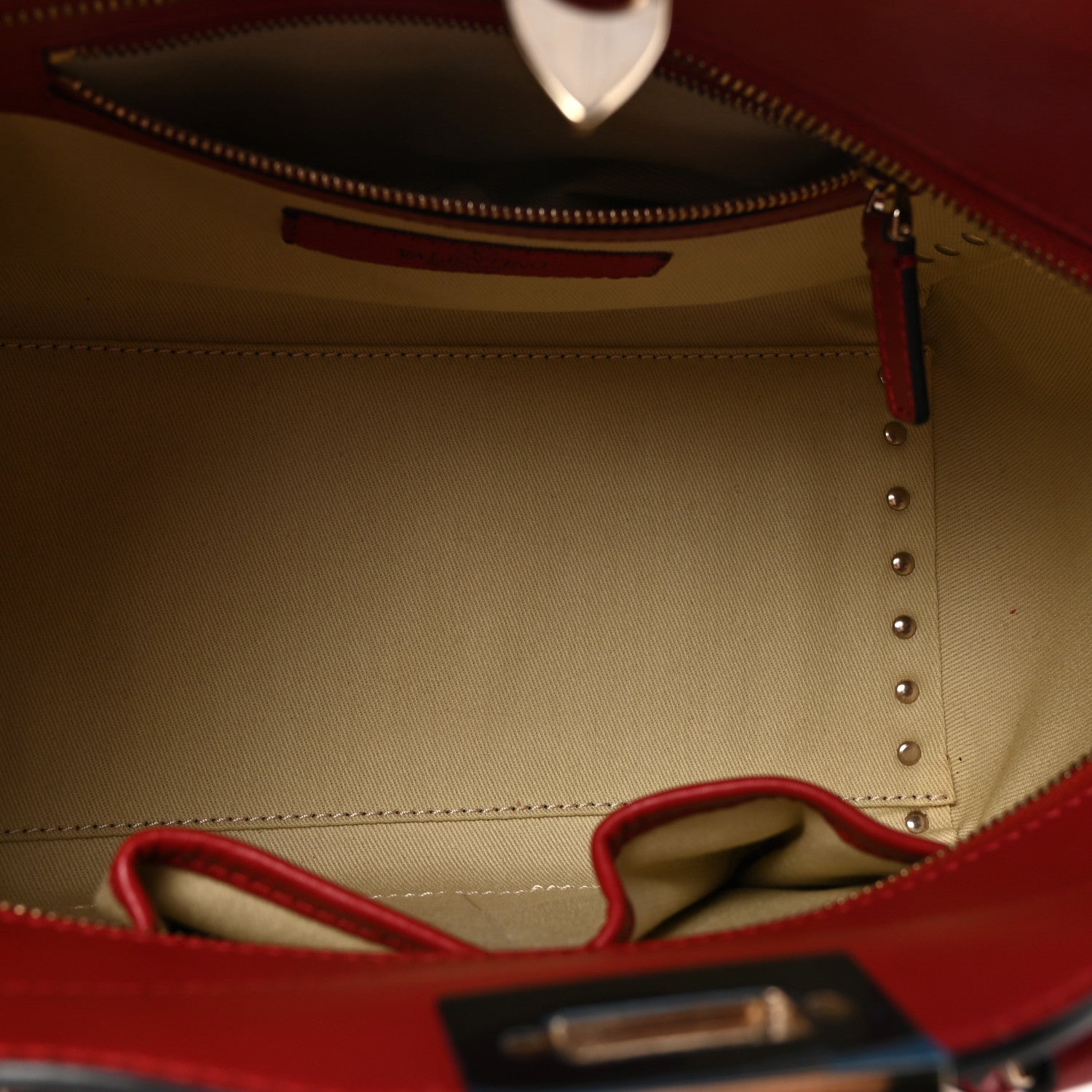 Vitello Small Rockstud Double Handle Tote Rosso Valentino