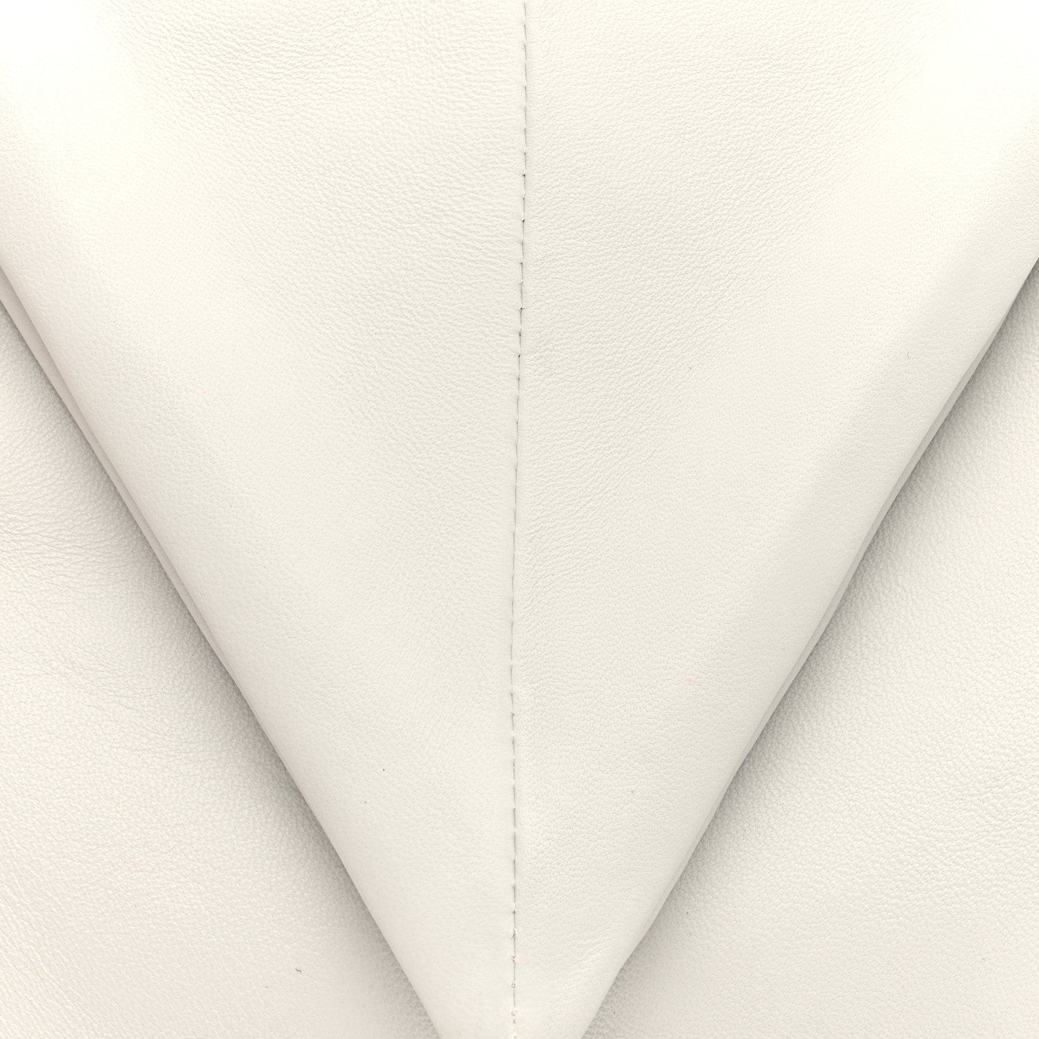 Lambskin BV Trine Clutch Bianco