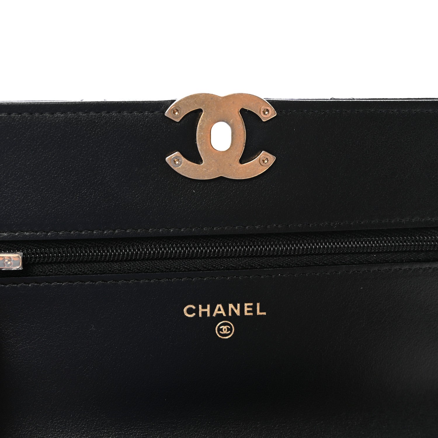Calfskin Quilted Perfect Fit Wallet On Chain WOC Black