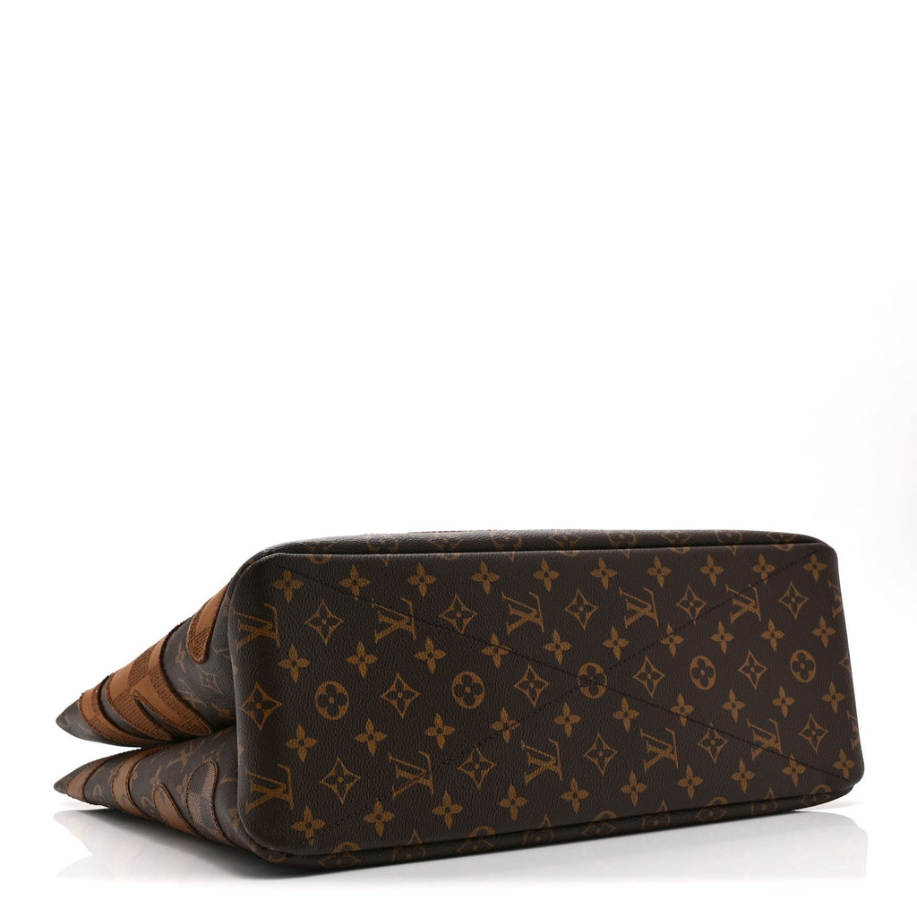 Monogram Landscape Shopper Tote MM Brown