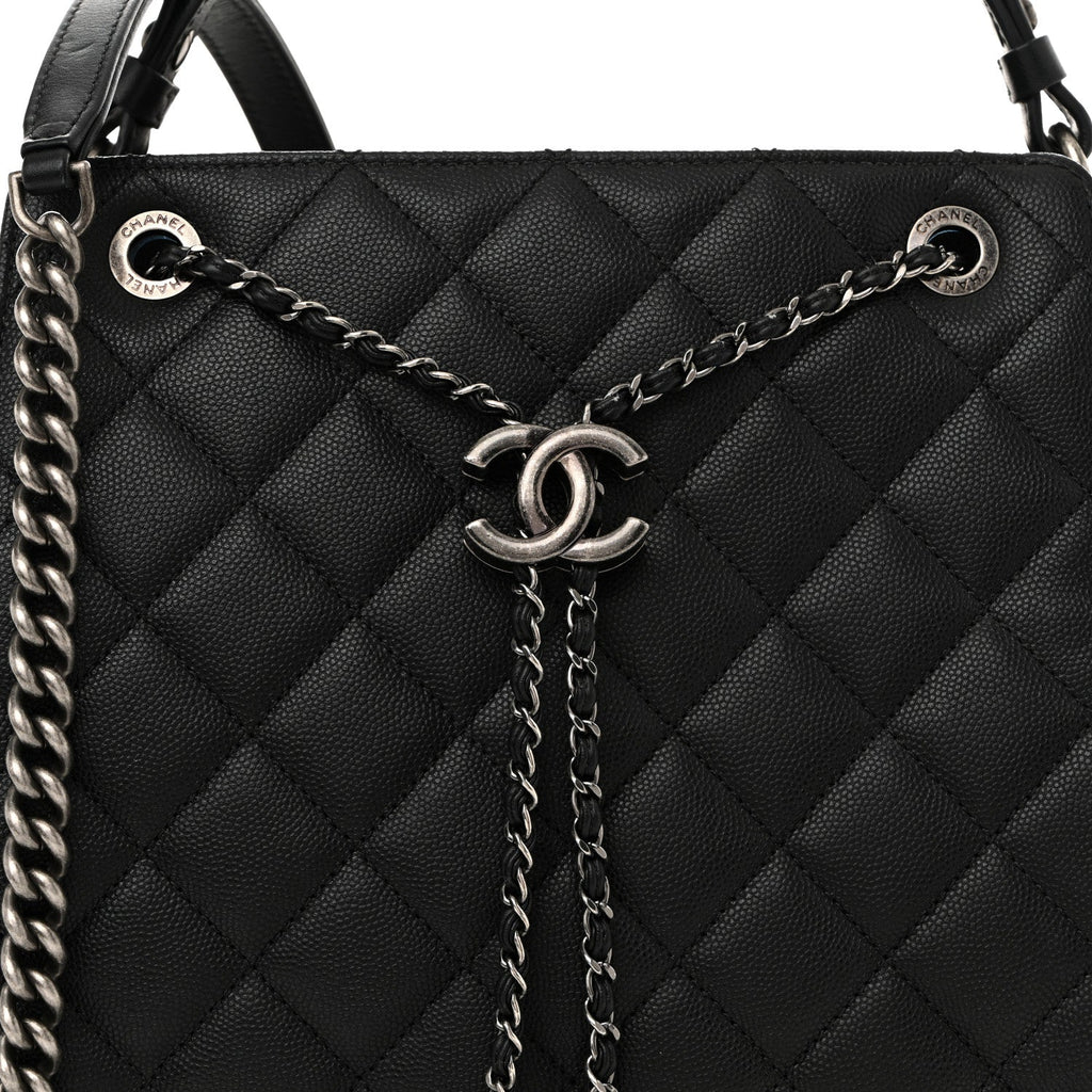 Caviar Quilted Medium CC Bucket Bag Black
