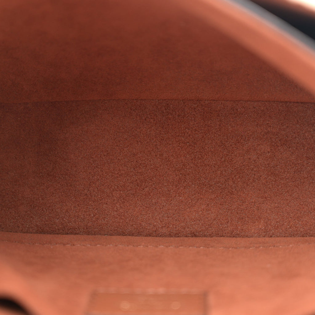 Grained Calfskin Lockme Tender Chataigne Brown