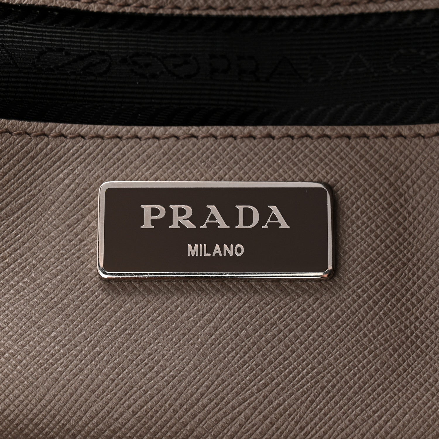 Saffiano Shopping Tote Argilla