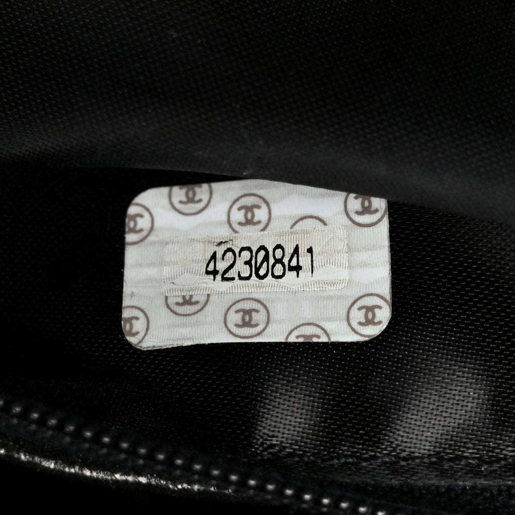 Caviar Quilted Shoulder Bag Black