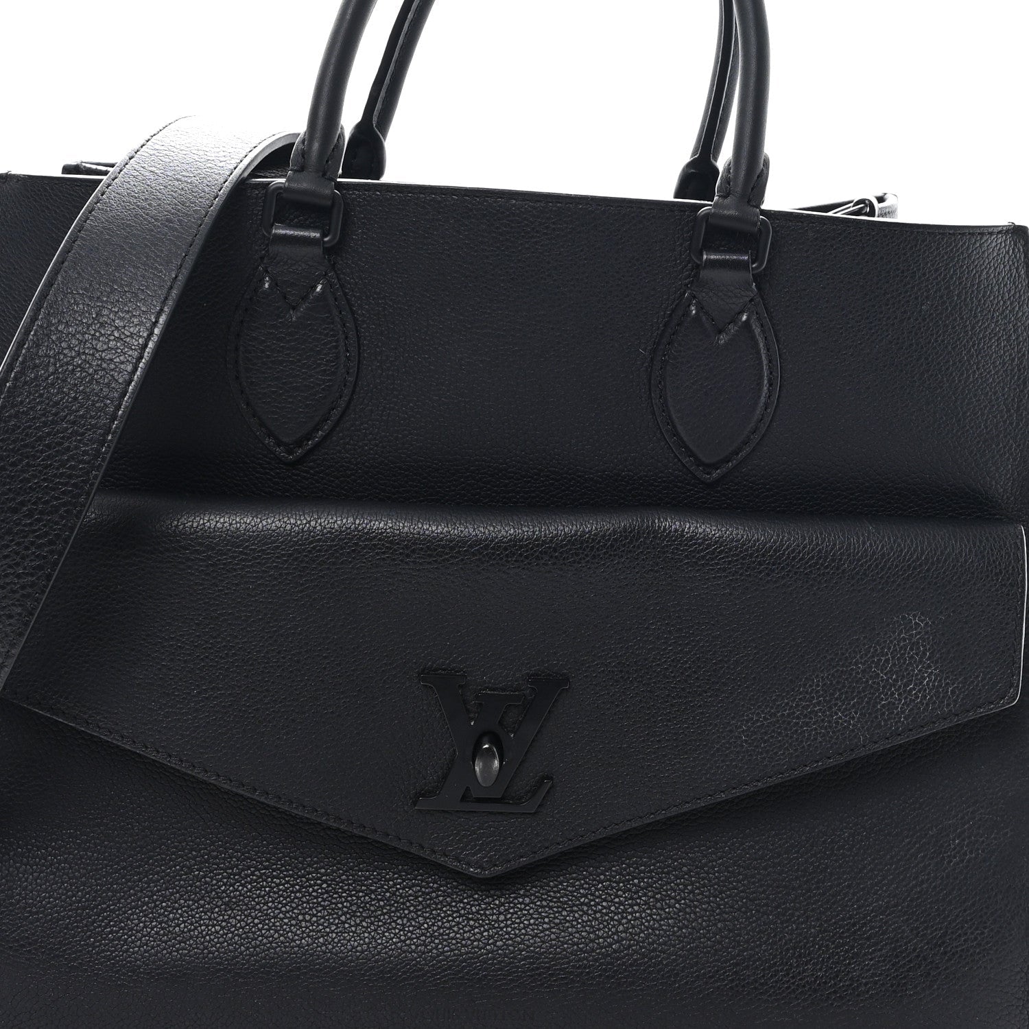 Soft Calfskin Lockme Tote MM Black