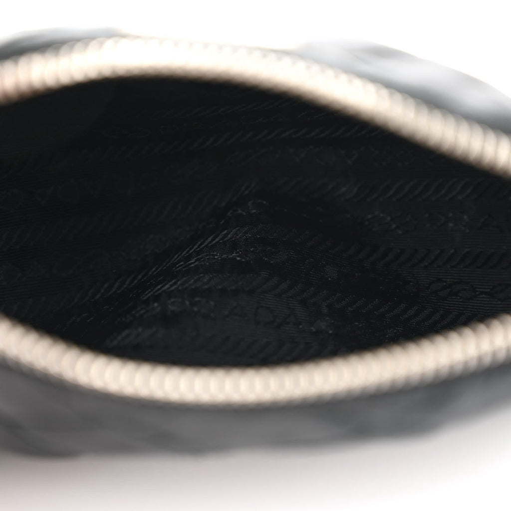Tessuto Nylon Saffiano Impunturato Quilted Barrel Pochette Black