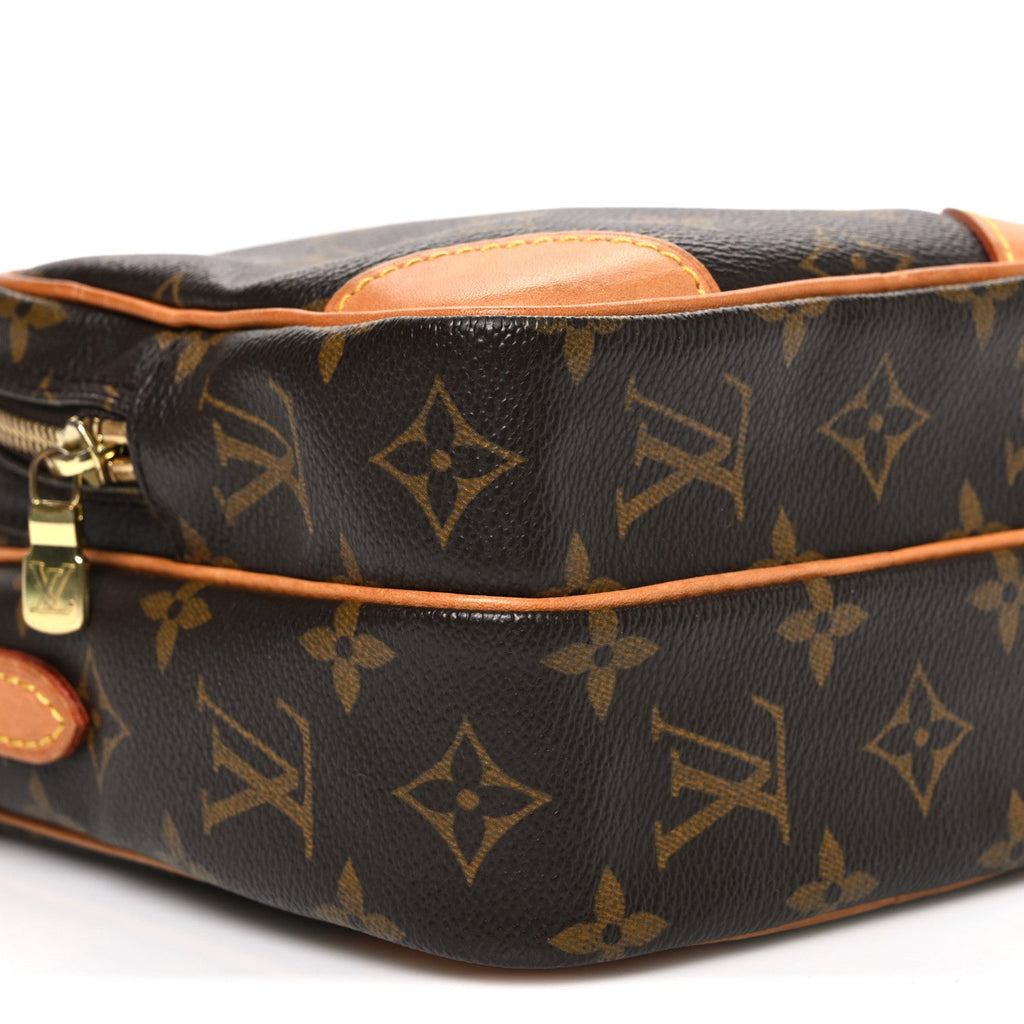 Monogram Amazone