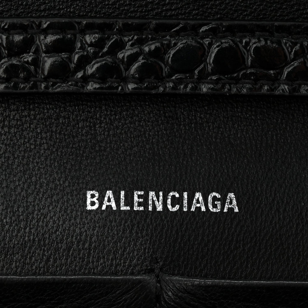 Shiny Calfskin Monochrome Crocodile Embossed Hourglass Chain Bag Black