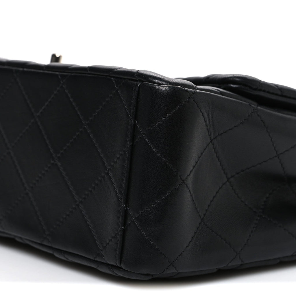 Lambskin Quilted Maxi Single Flap Black