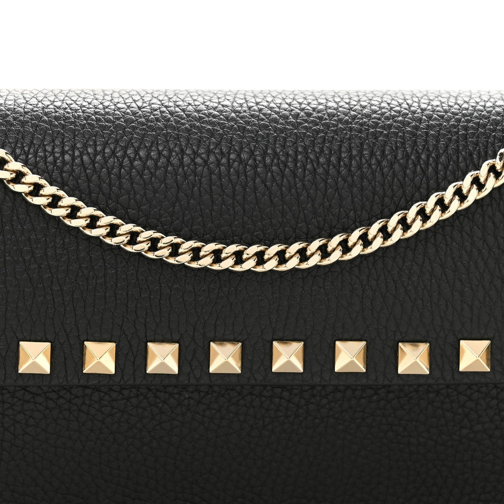 Pebbled Calfskin Rockstud Flap Wallet On Chain Black