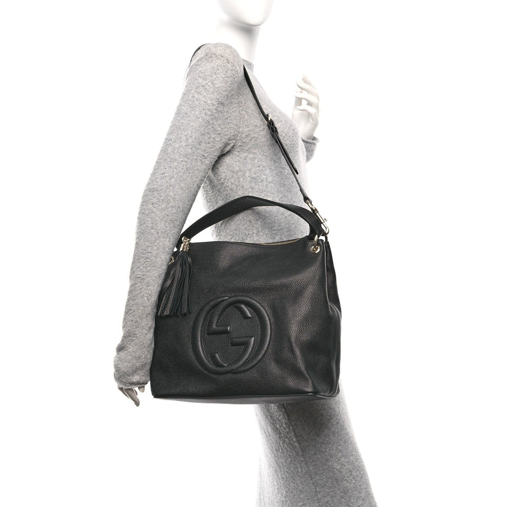 Pebbled Calfskin Large Soho Hobo Black
