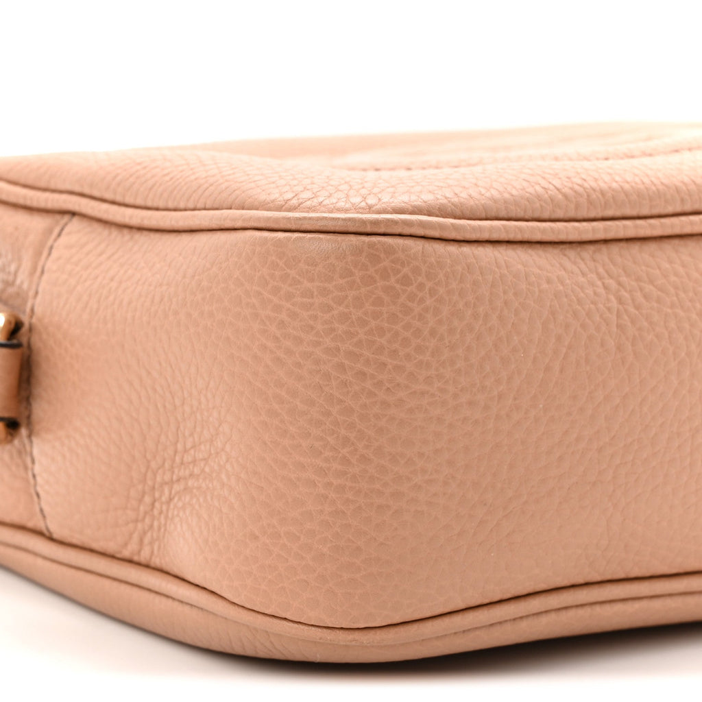 Pebbled Calfskin Small Soho Disco Bag Camelia