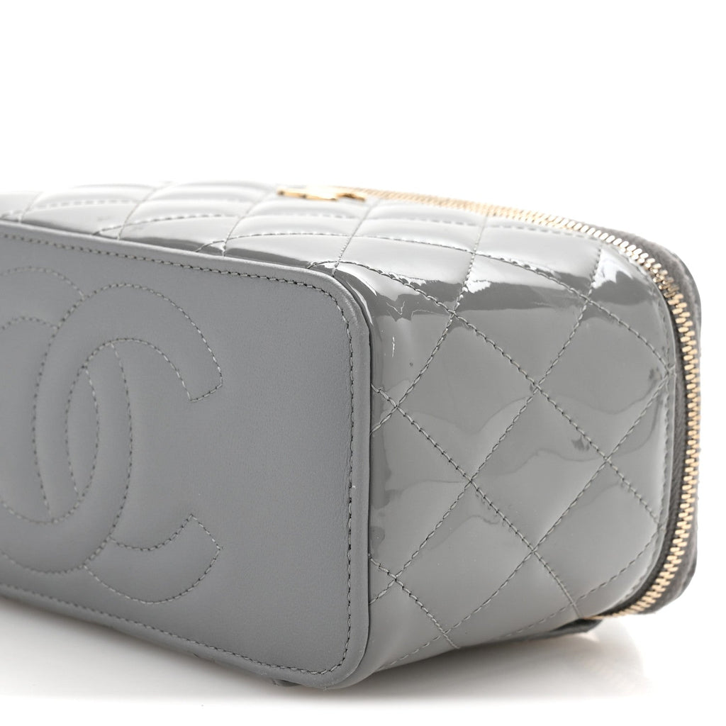 Patent Quilted Quilted Small Top Handle Vanity Case With Chain Grey