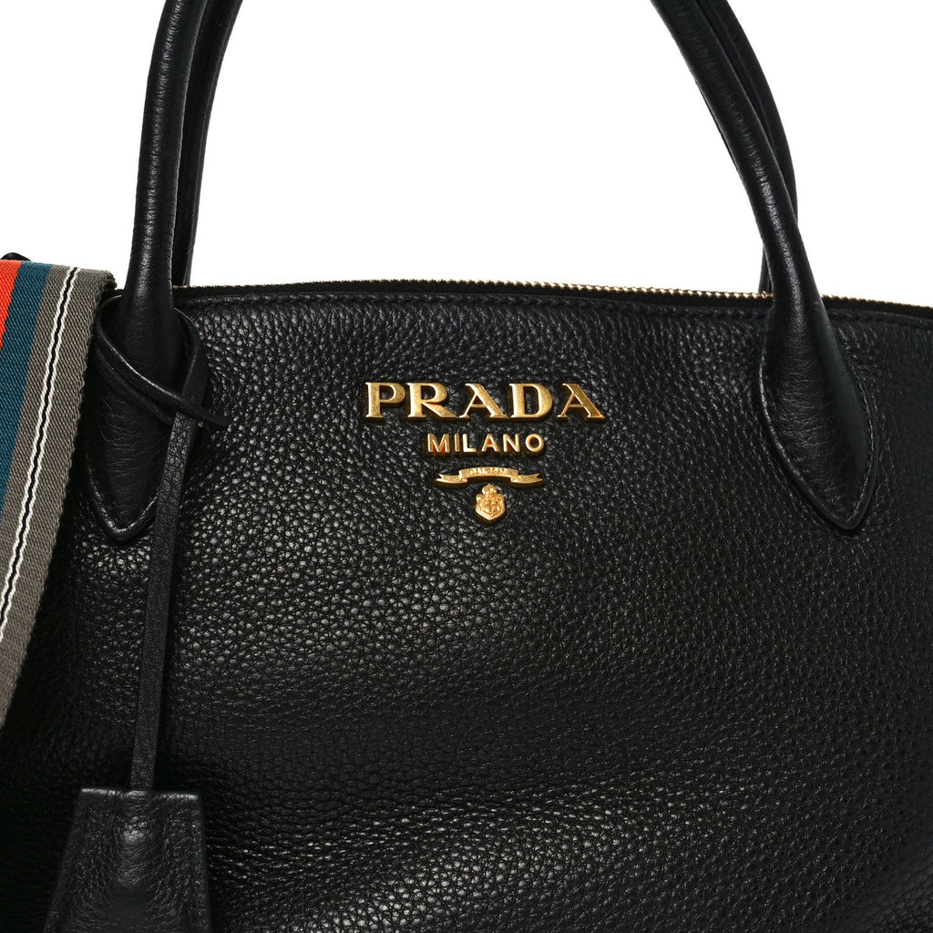 Vitello Daino Small Tote Black