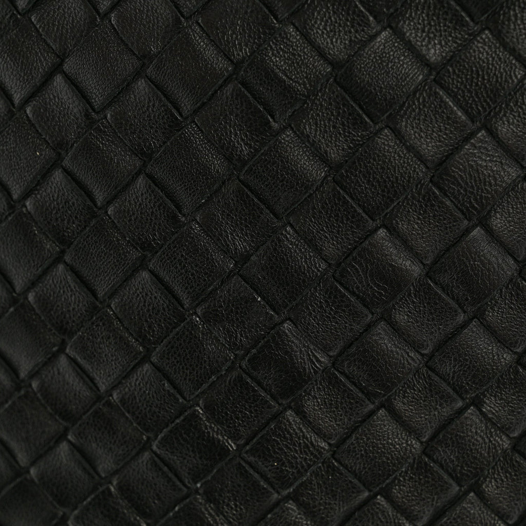 Nappa Intrecciato Medium Veneta Hobo Black
