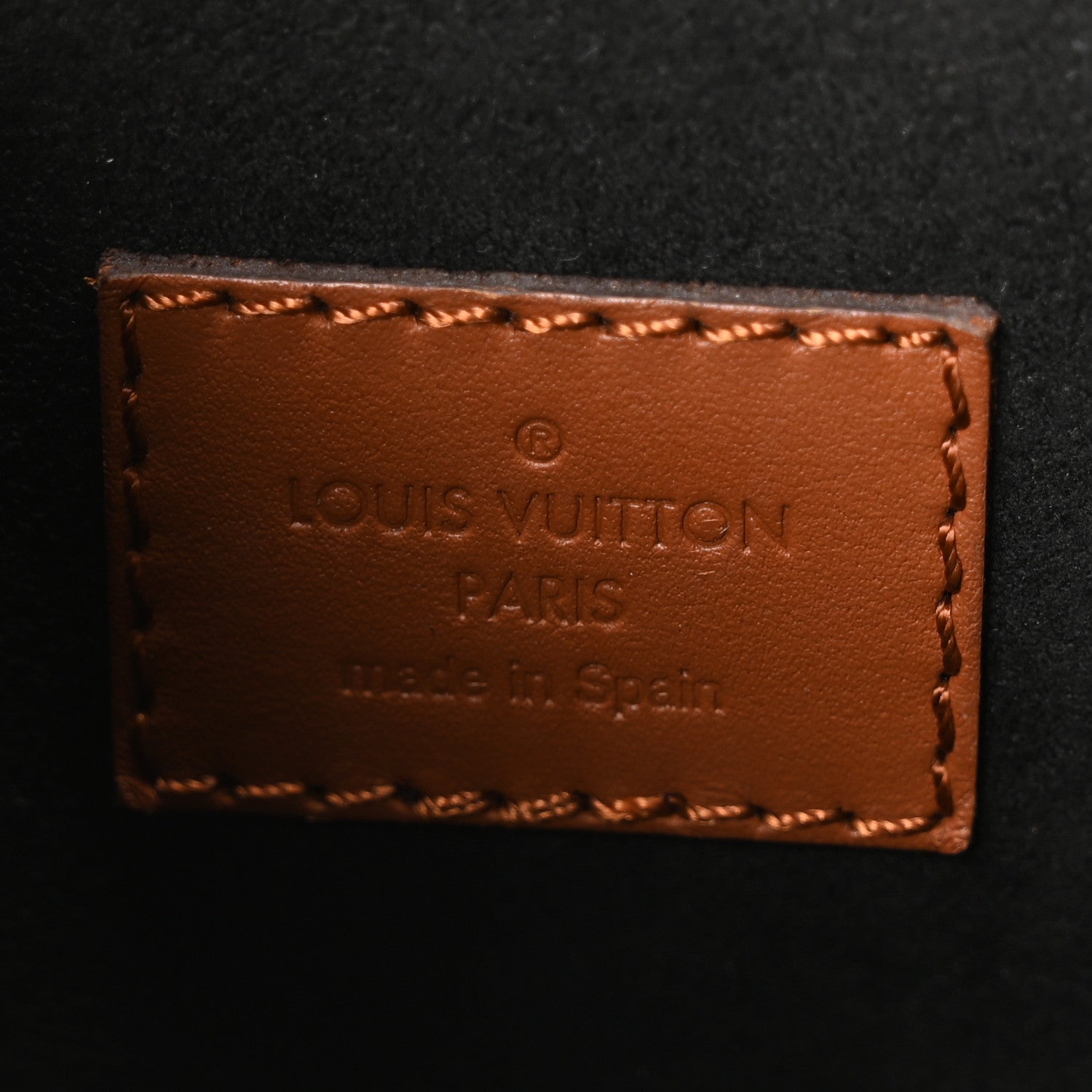 Reverse Monogram Dauphine MM