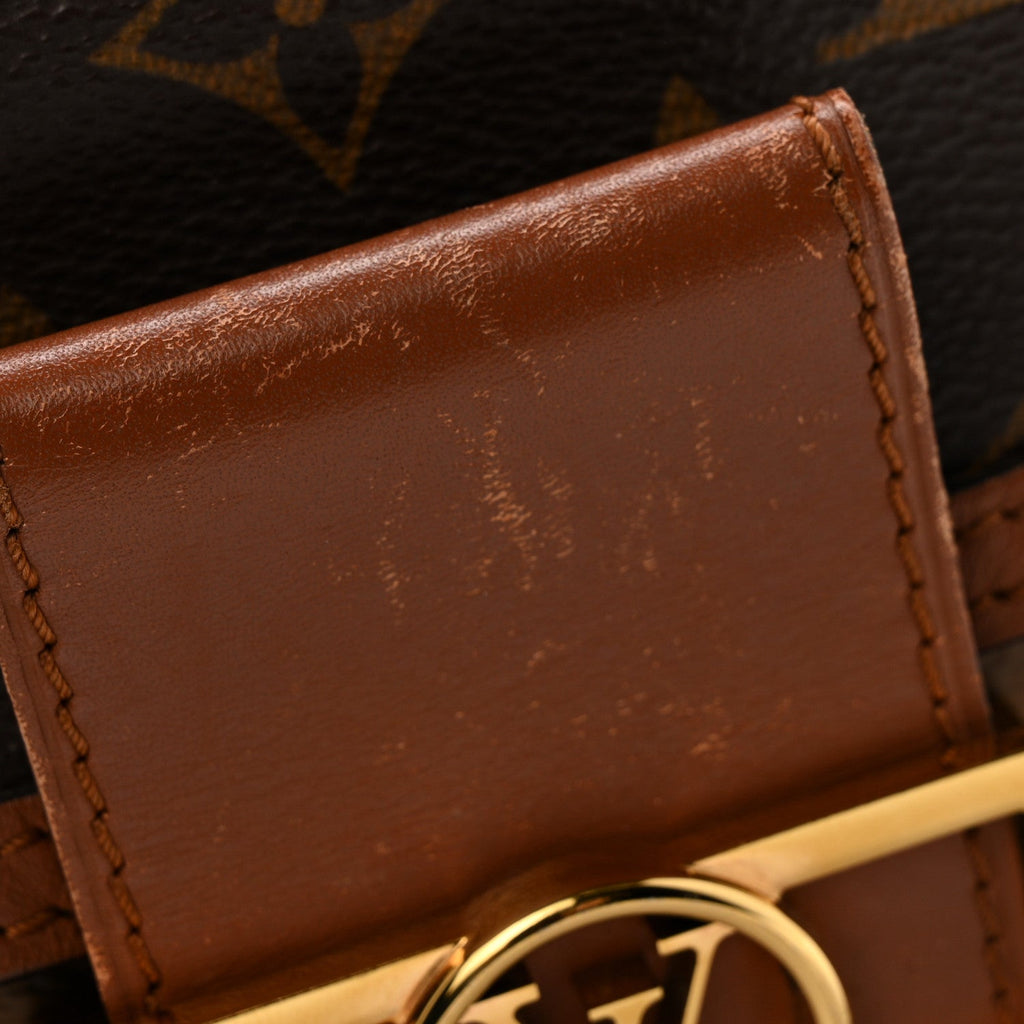 Reverse Monogram Dauphine Chain Wallet