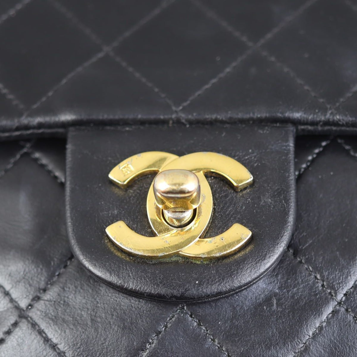 Chanel Classic Flap Mini Square | Black GTH