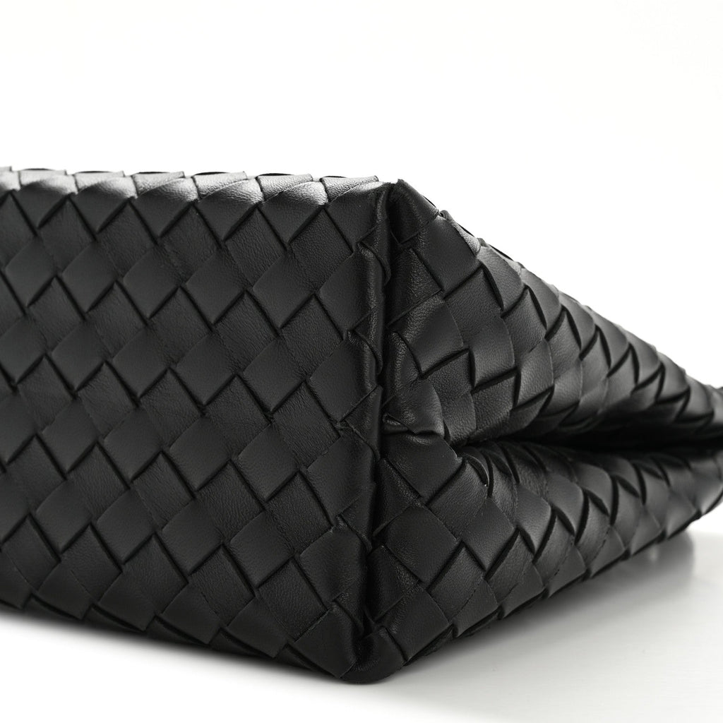 Nappa Intrecciato Medium Andiamo Shoulder Bag Black