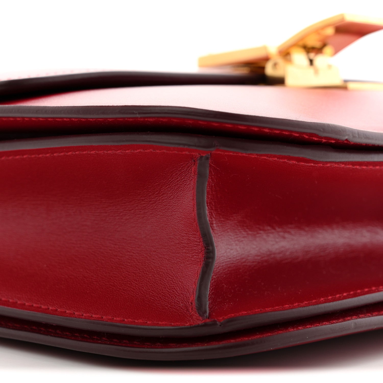 Box Calfskin Medium Classic Box Flap Bag Red