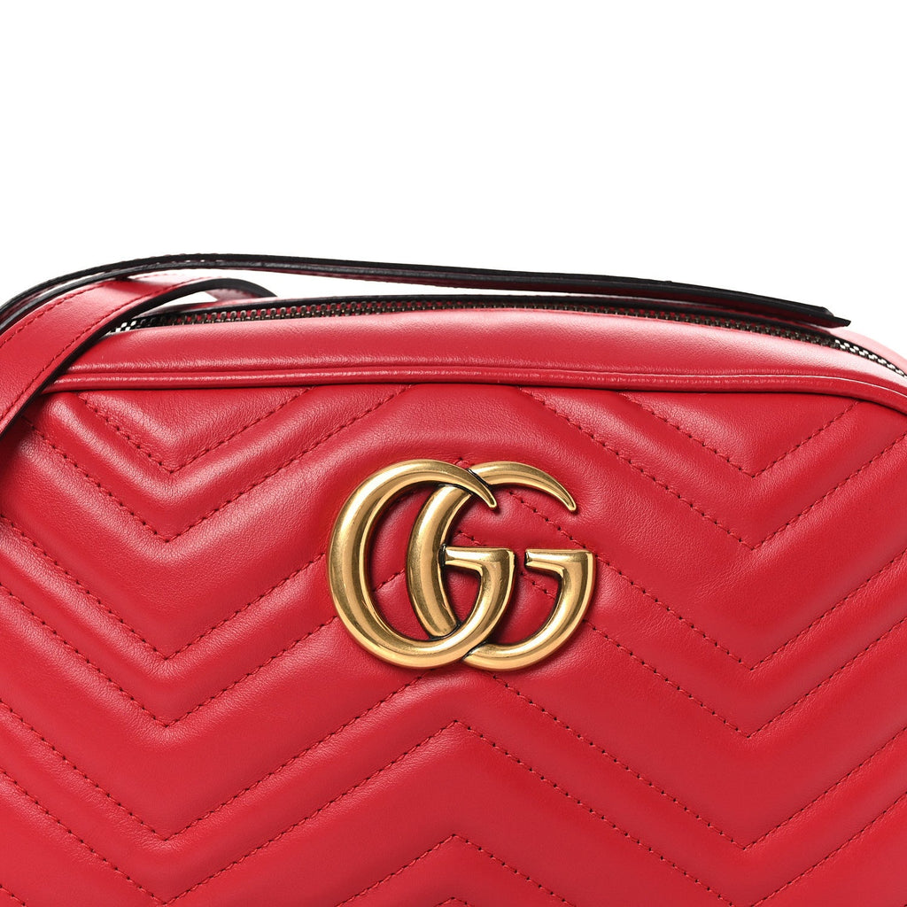 Calfskin Matelasse Small GG Marmont Chain Shoulder Bag Hibiscus Red