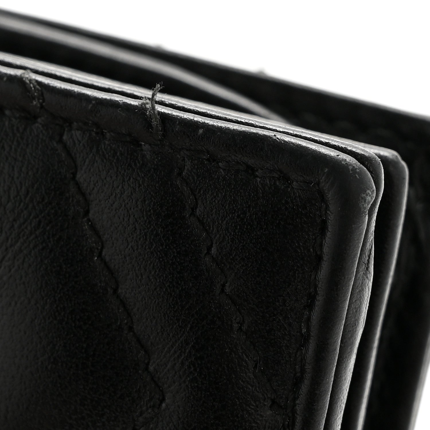 Calfskin Matelasse GG Marmont  Case Wallet Black