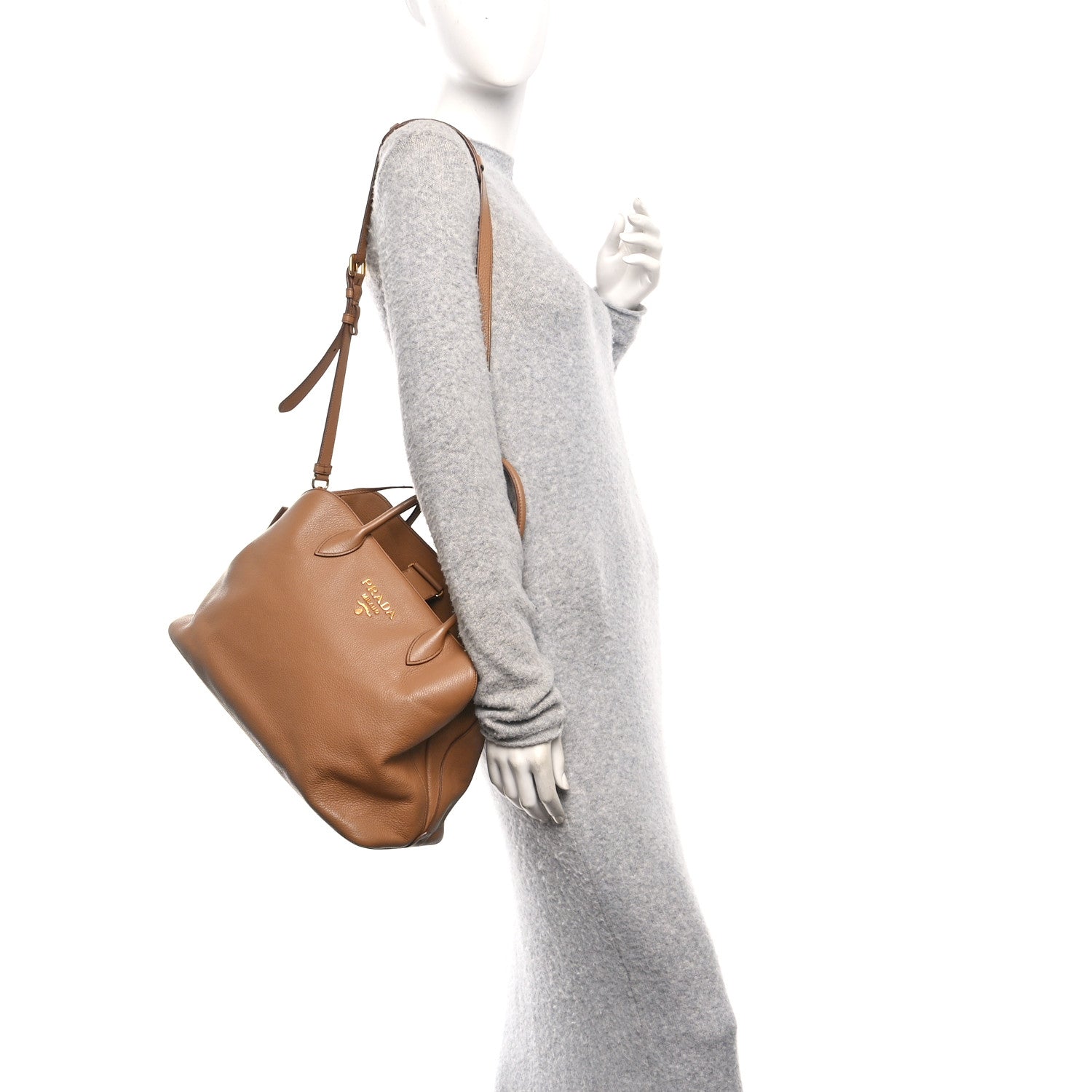 Vitello Daino Tote Caramel