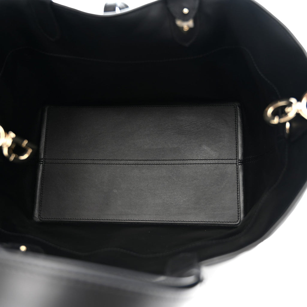Calfskin Macrocannage Medium Toujours Black