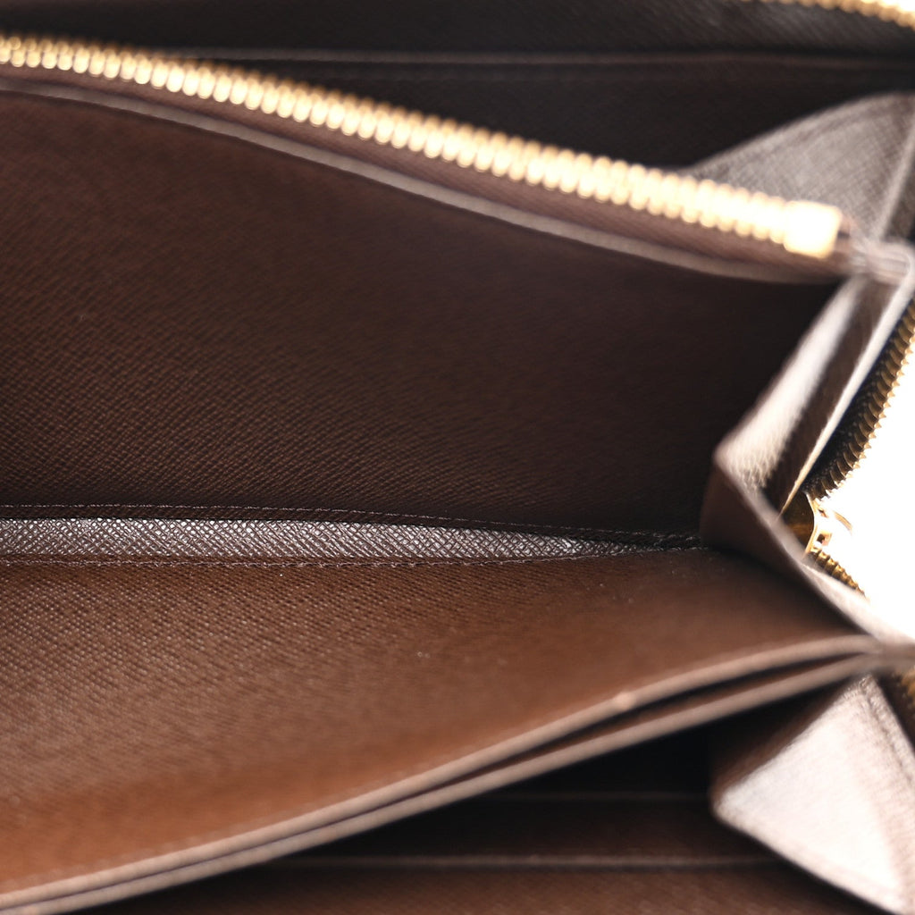 Damier Ebene Zippy Wallet