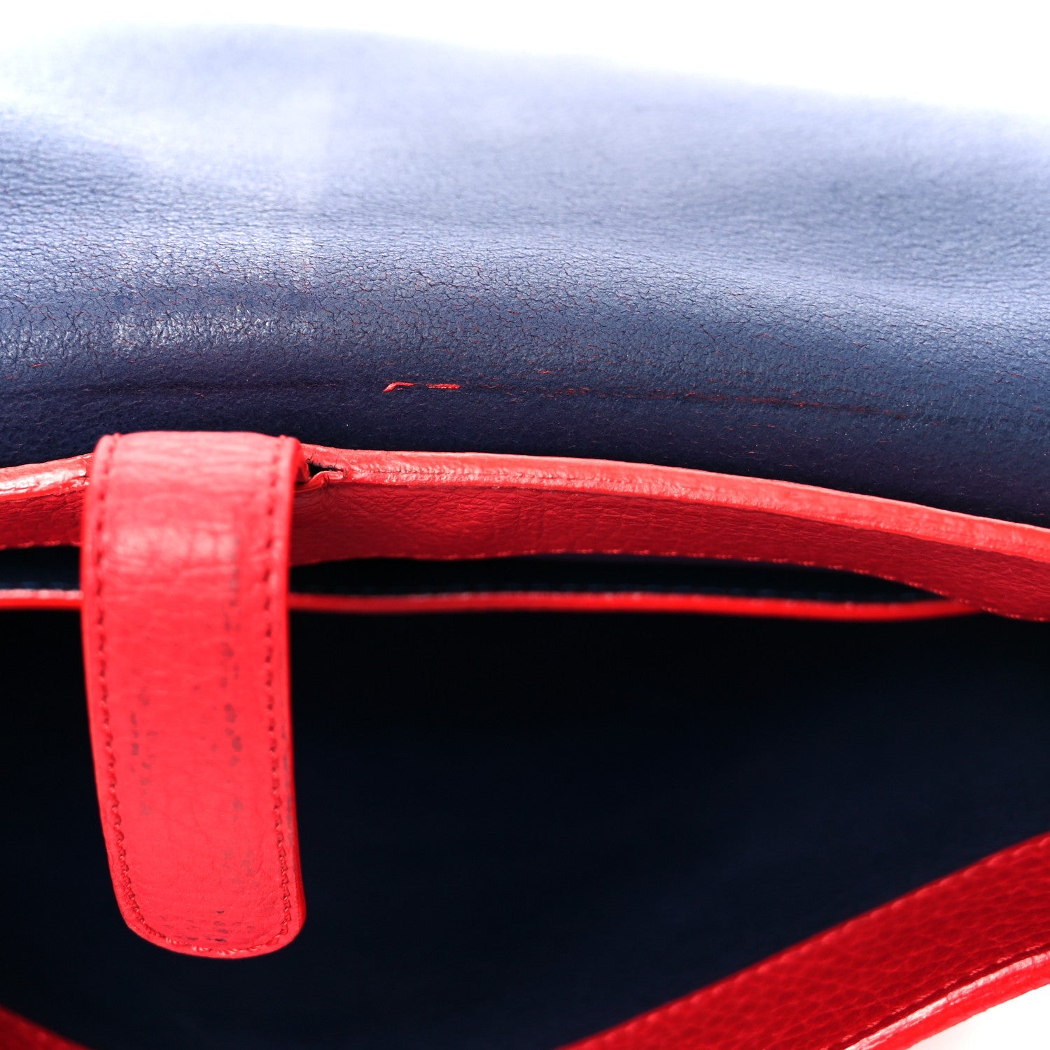 Soft Grained Calfskin Anagram Messenger Bag Red