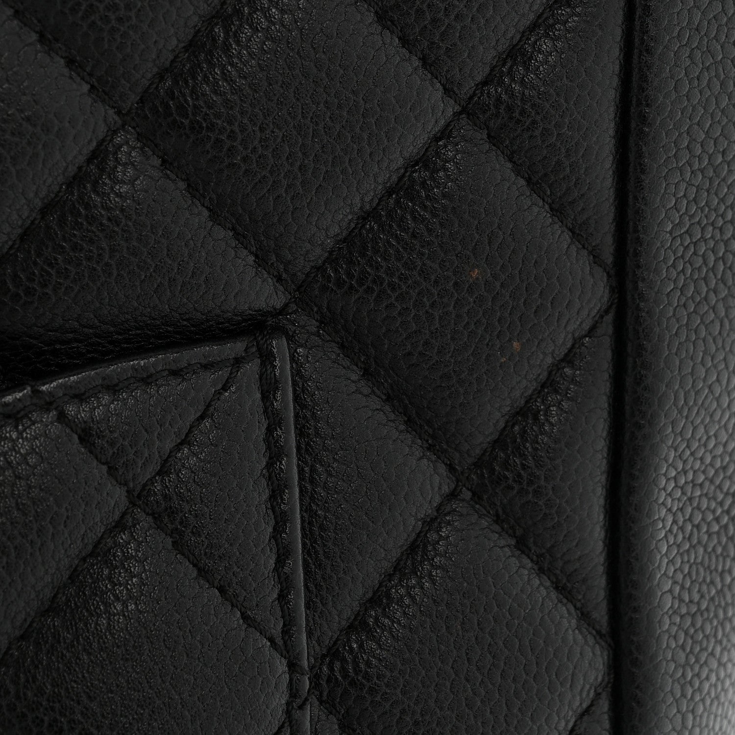 Caviar Quilted Petit Shopping Tote PST Black