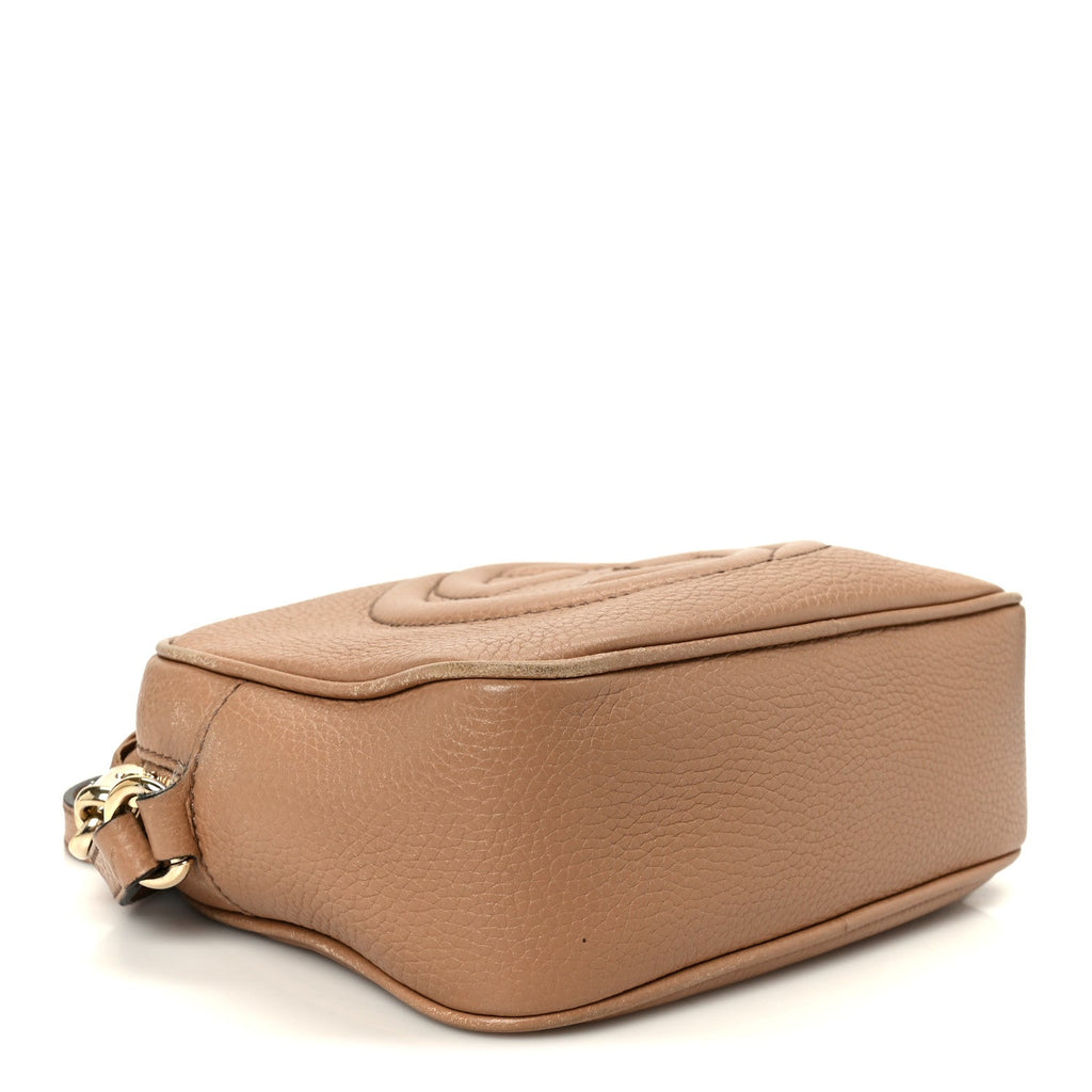 Pebbled Calfskin Small Soho Disco Bag Camelia