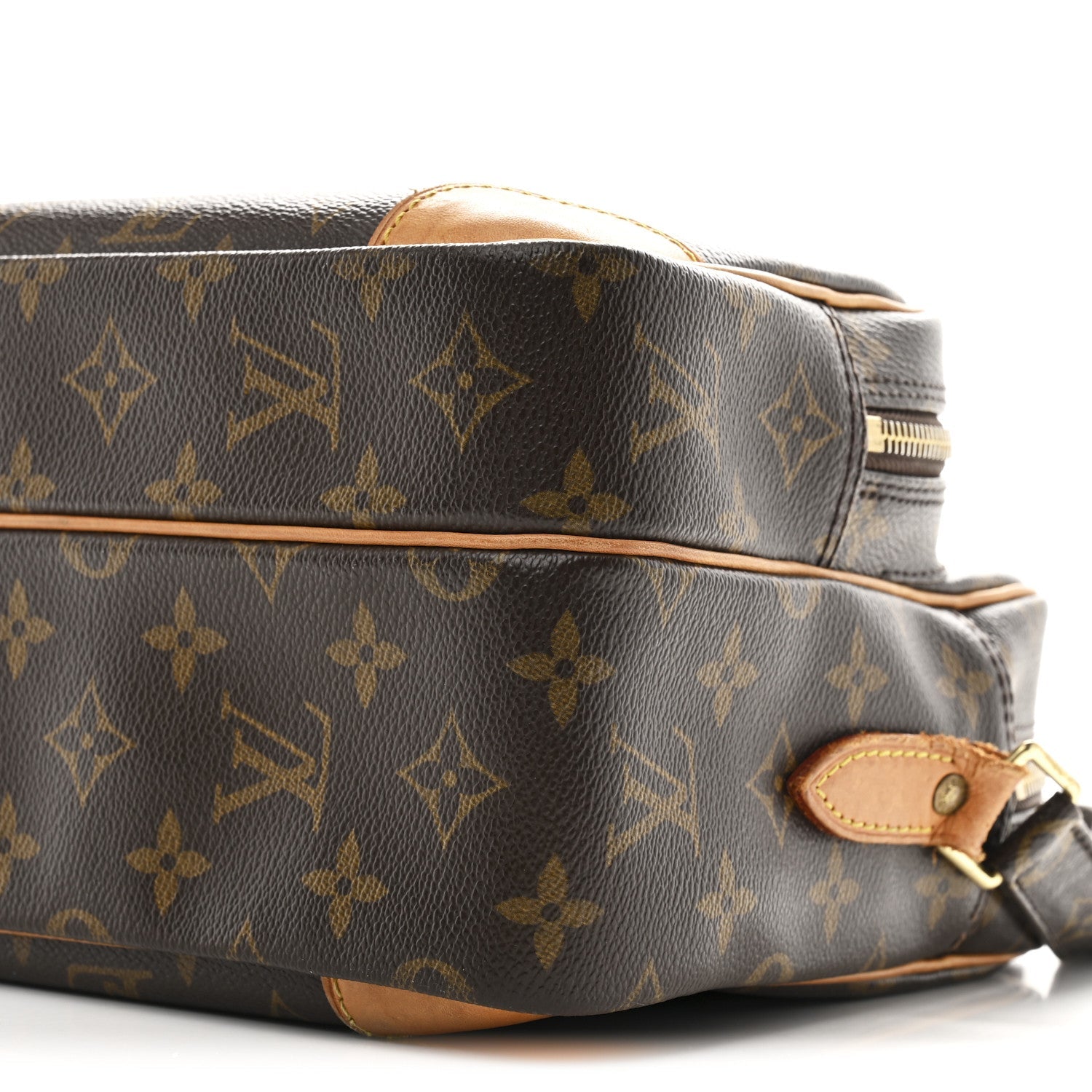 Monogram Nil 28
