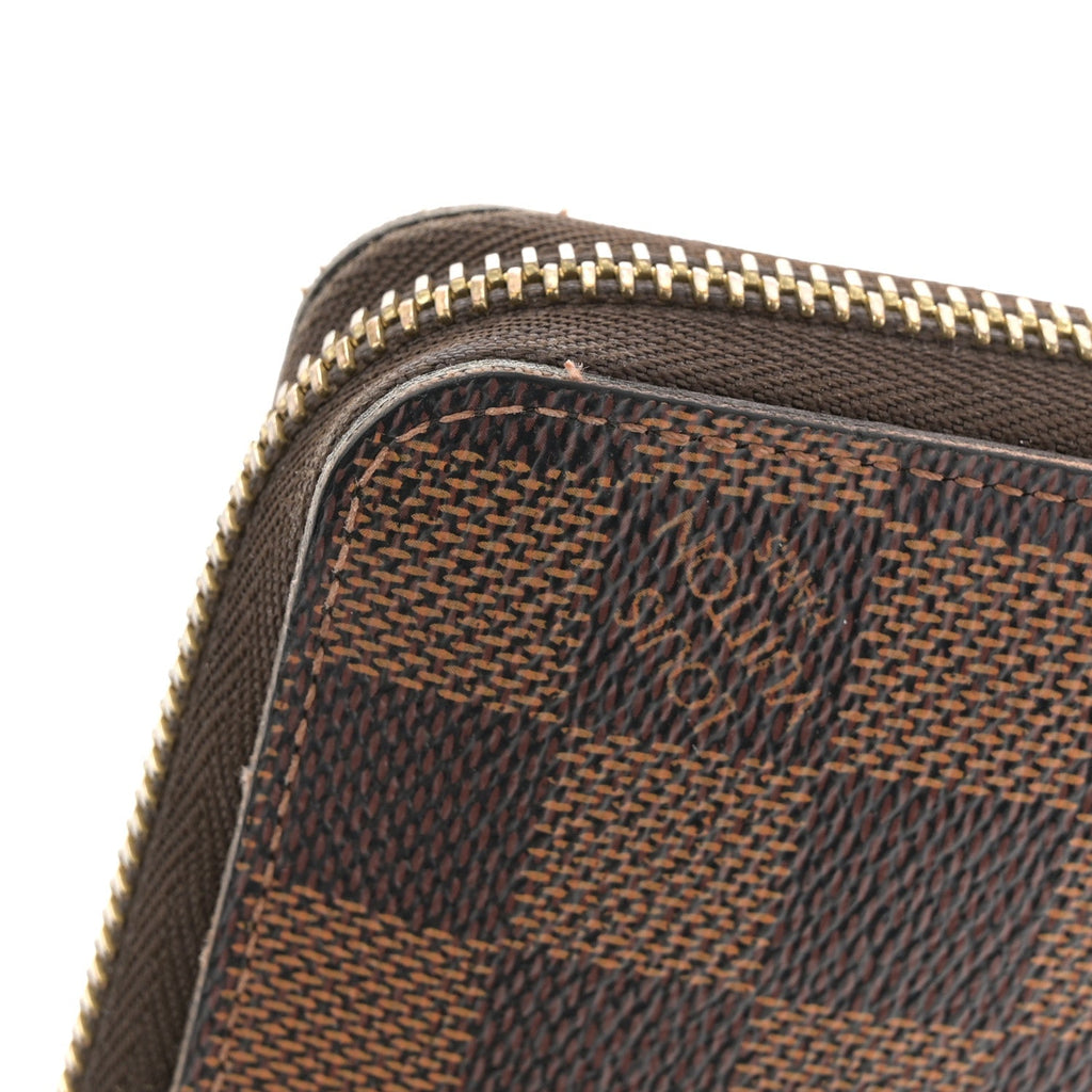 Damier Ebene Zippy Wallet