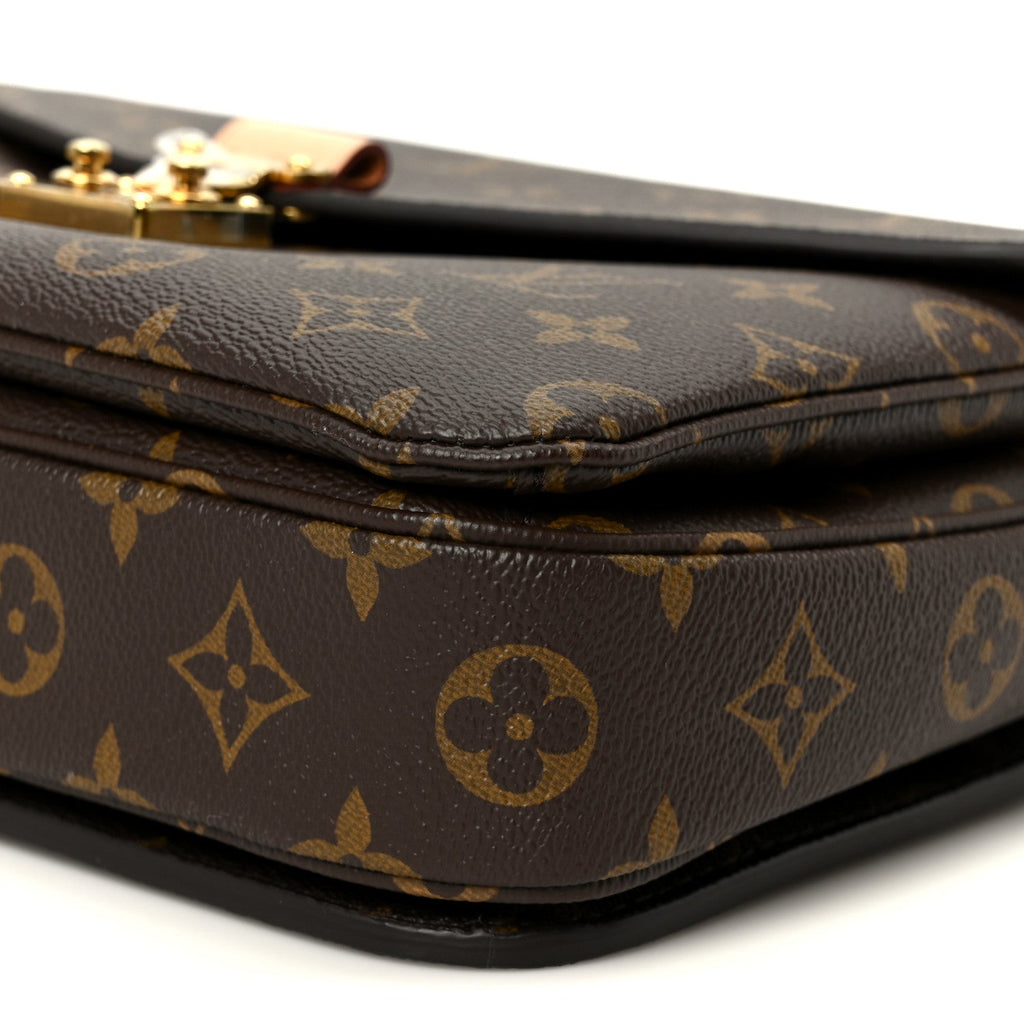 Monogram Pochette Metis