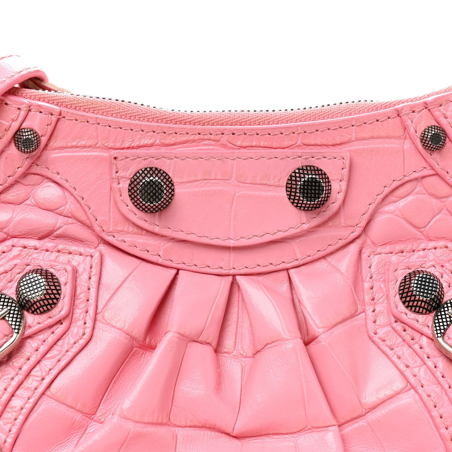 Extra Supple Calfskin Crocodile Embossed Le Cagole Mini Purse With Chain Sweet Pink
