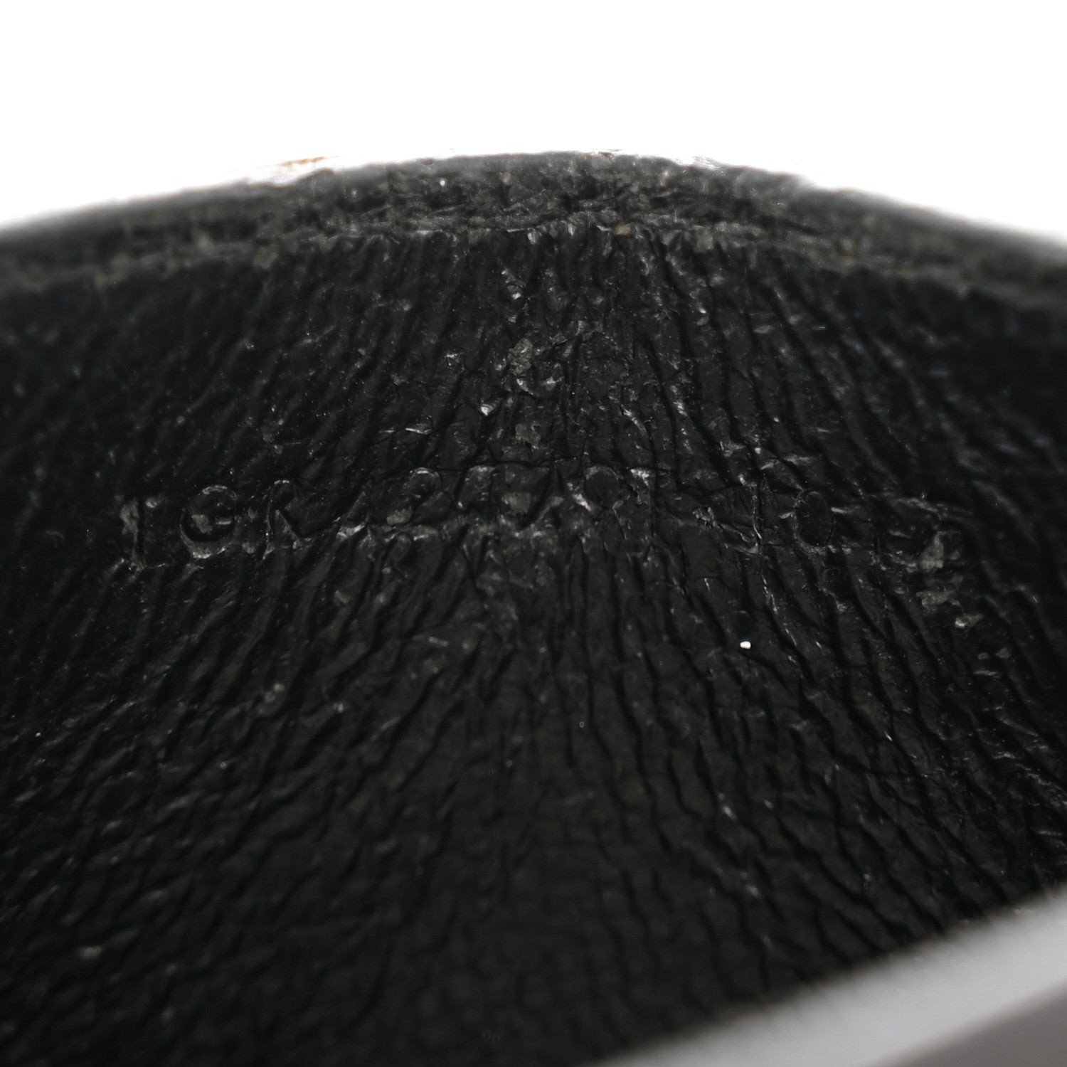 Grain De Poudre Matelasse Chevron Monogram Credit  Case Black