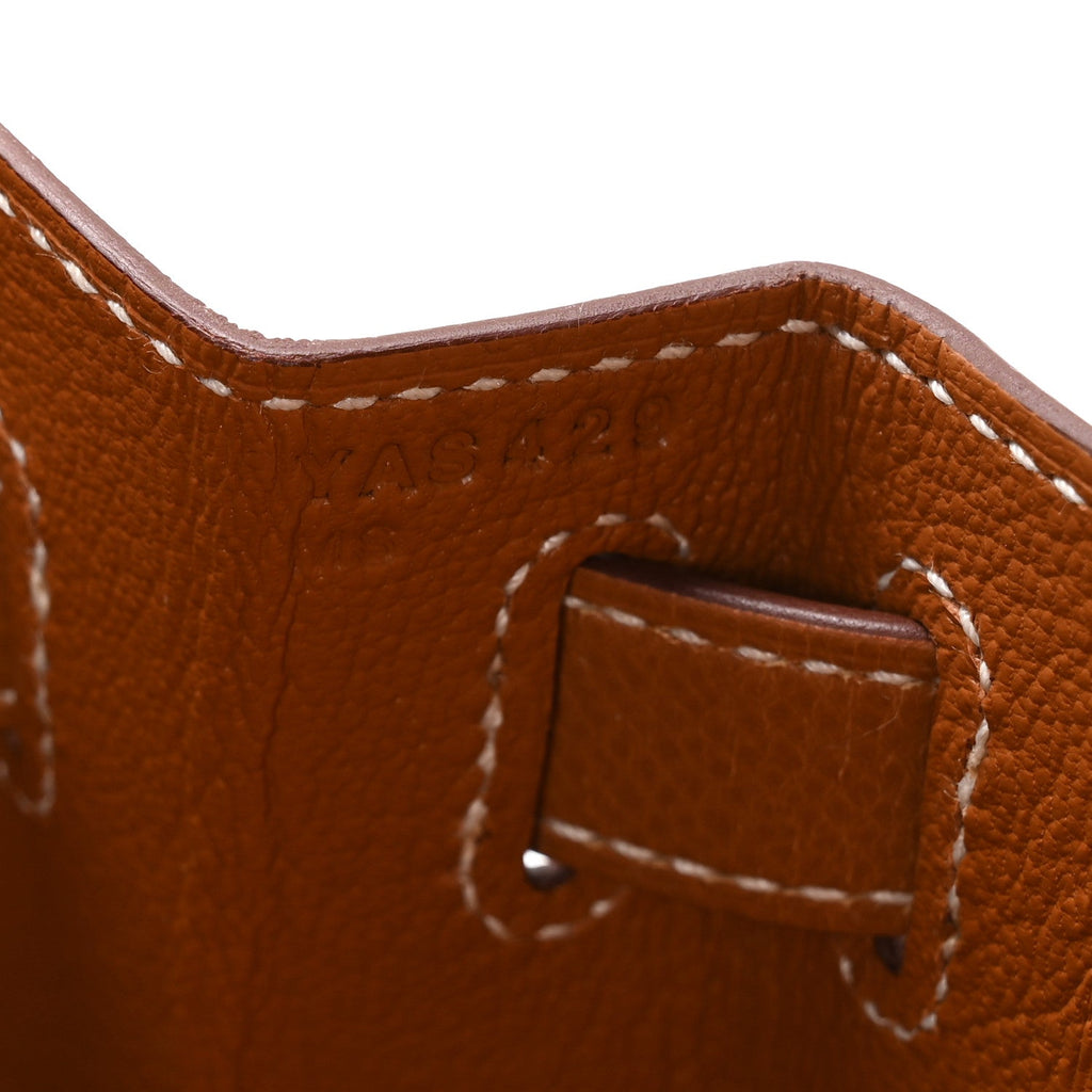 Epsom Kelly Sellier 28 Gold