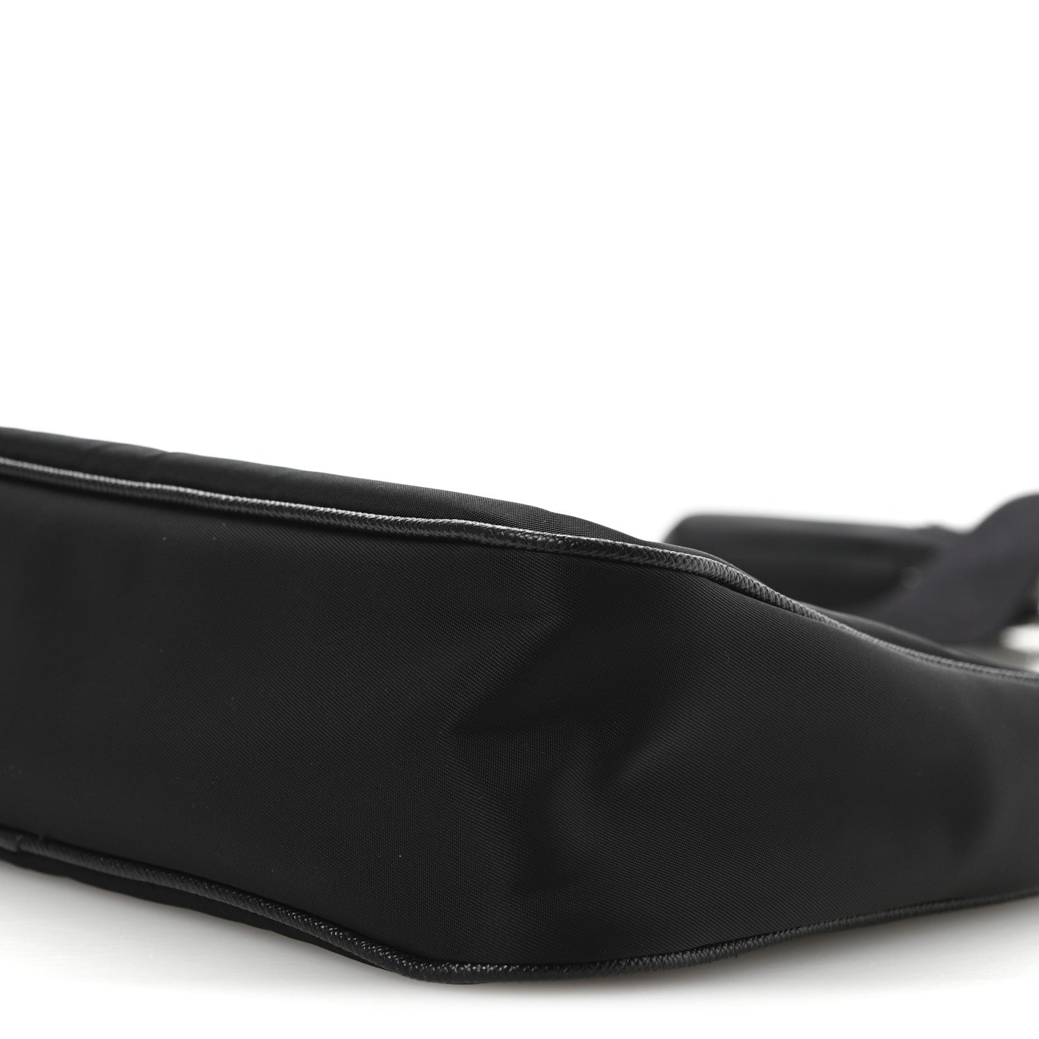 Re-Nylon Saffiano Re-Edition 2005 Shoulder Bag Black