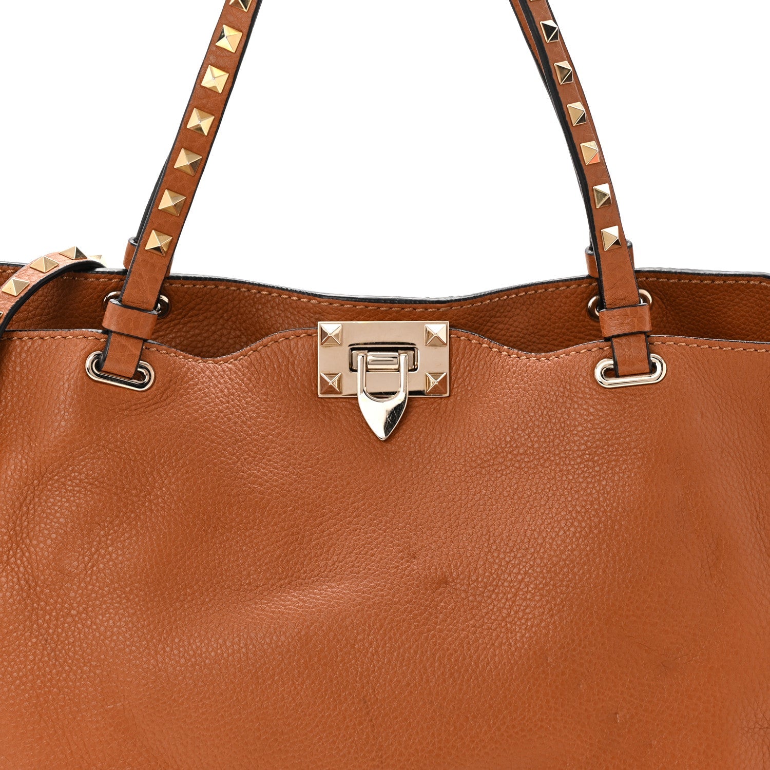 Pebbled Calfskin Medium Rockstud Tote Light Cuir