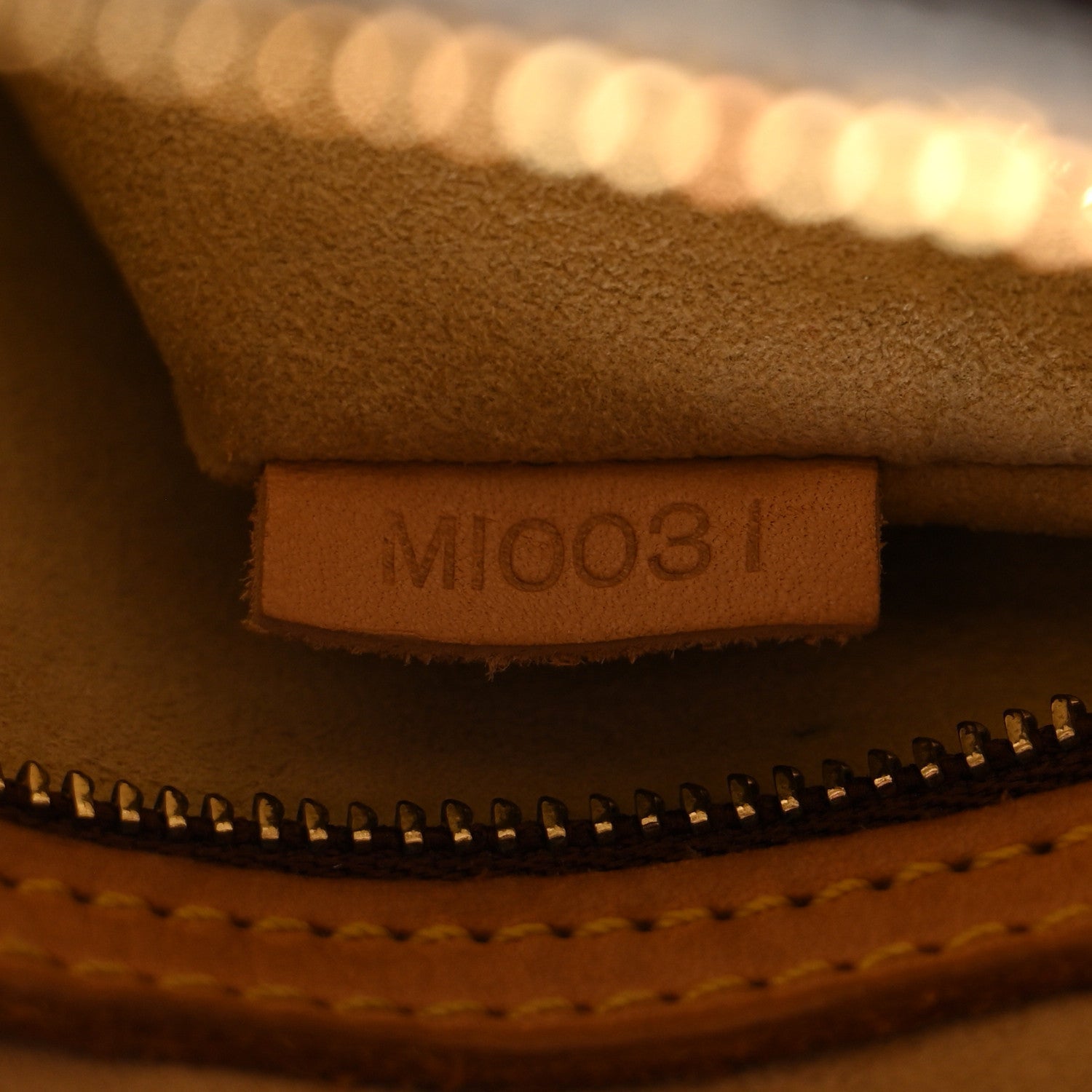 Monogram Looping MM