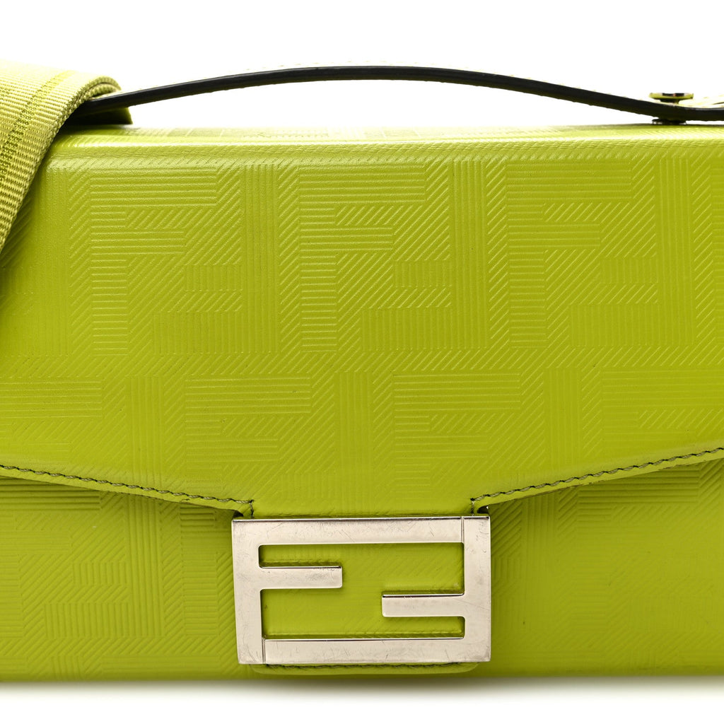 Vitello King FF Lines Embossed Baguette Soft Trunk Wasabi