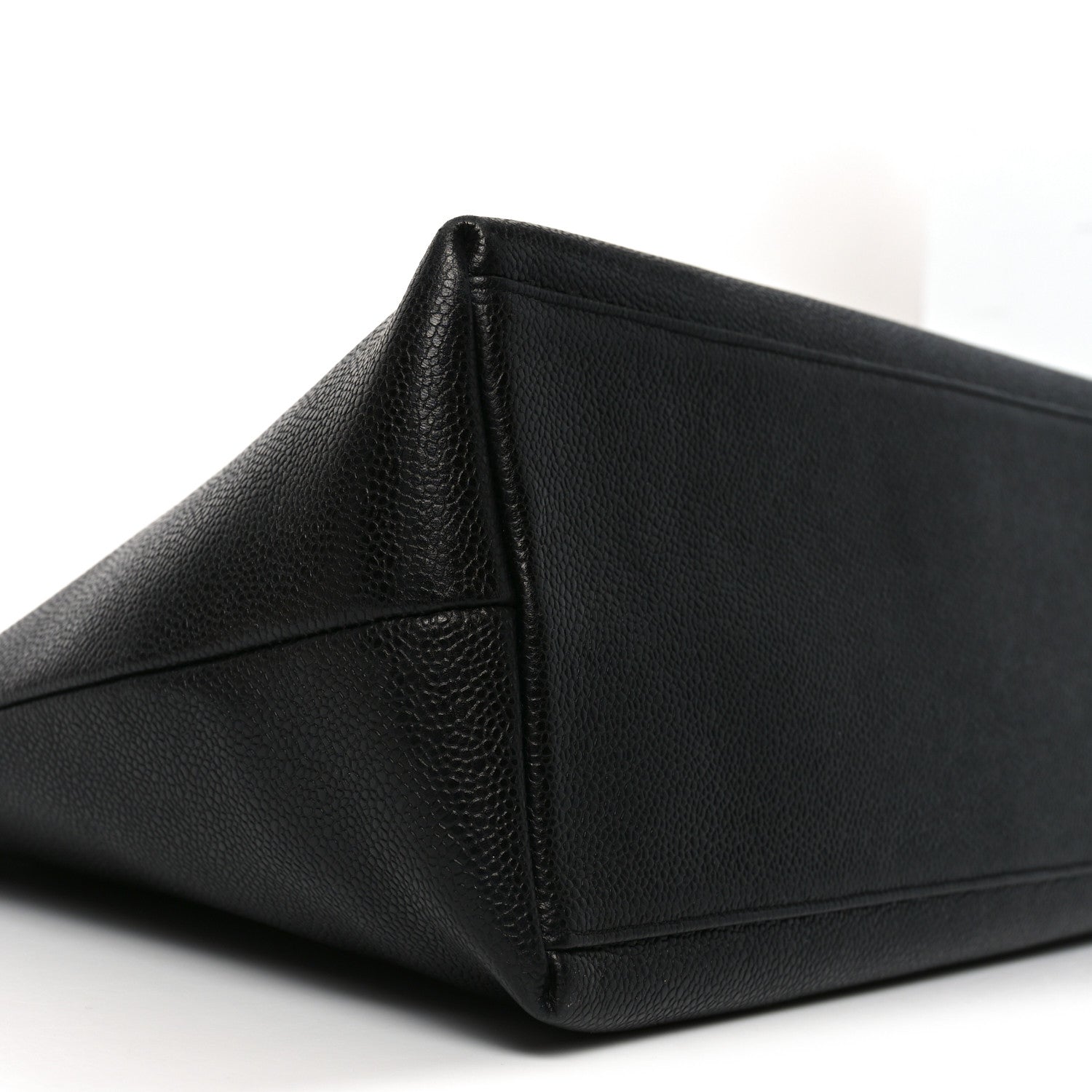 Caviar Large CC Shoulder Bag Black