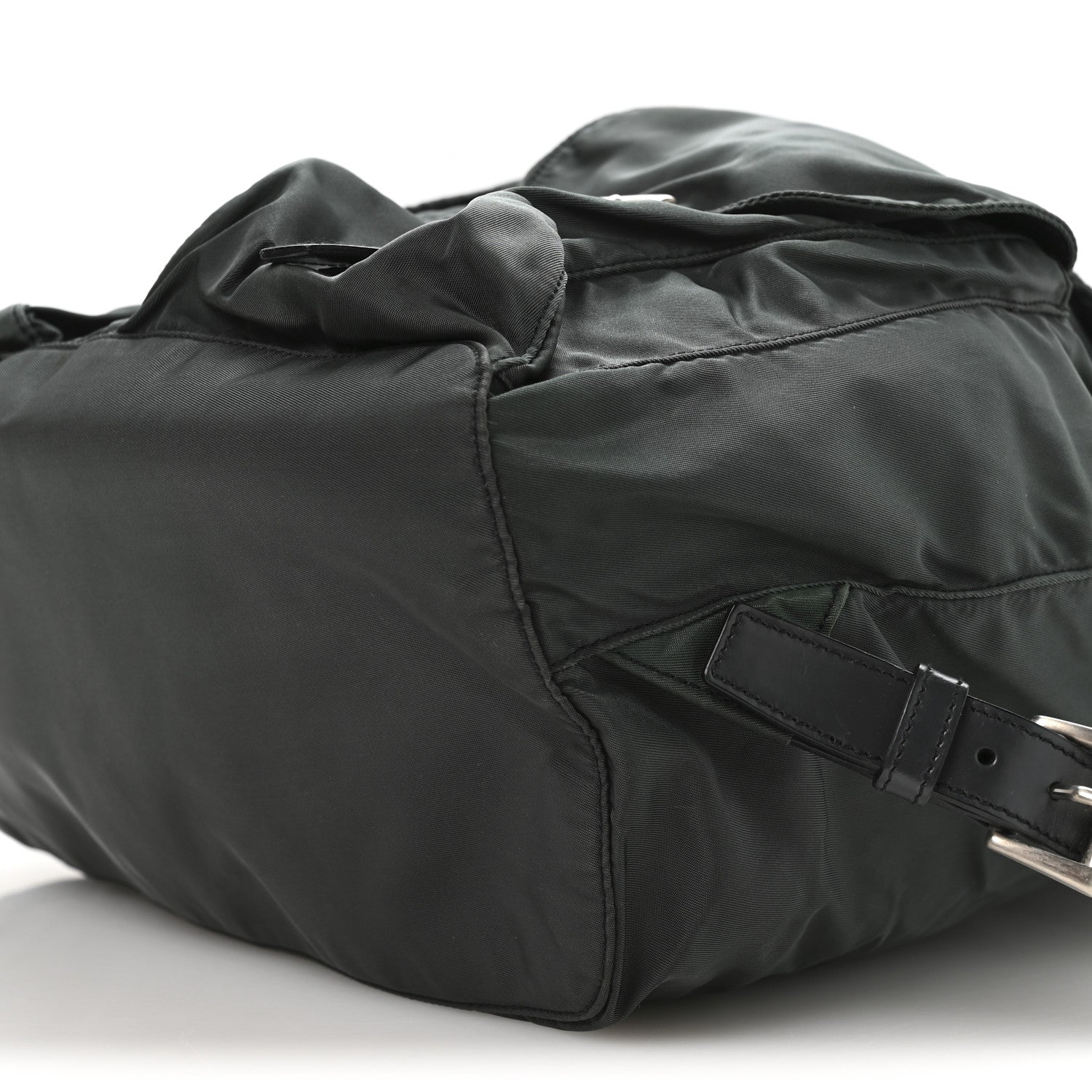 Nylon Vela Medium Backpack Green