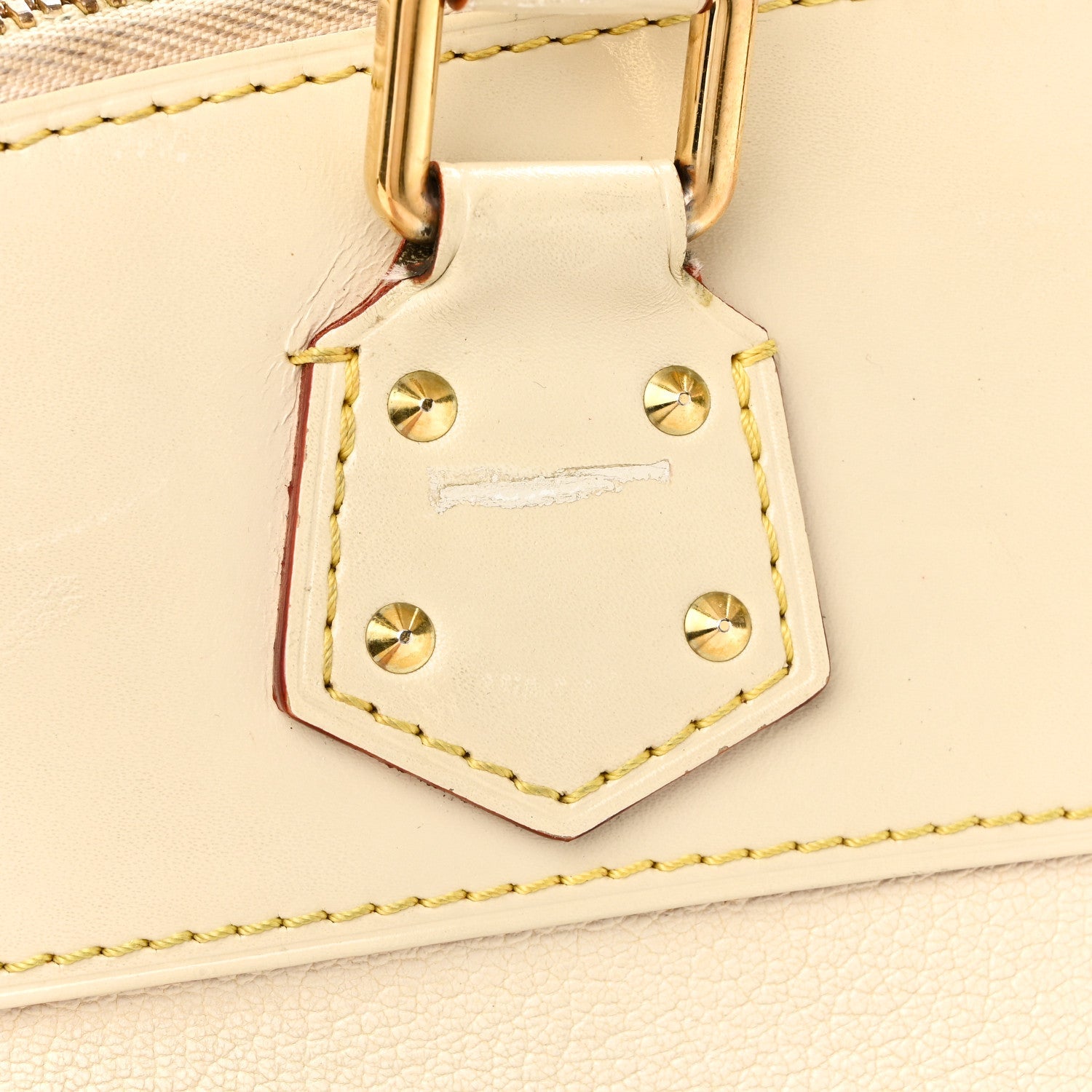Suhali Lockit PM White