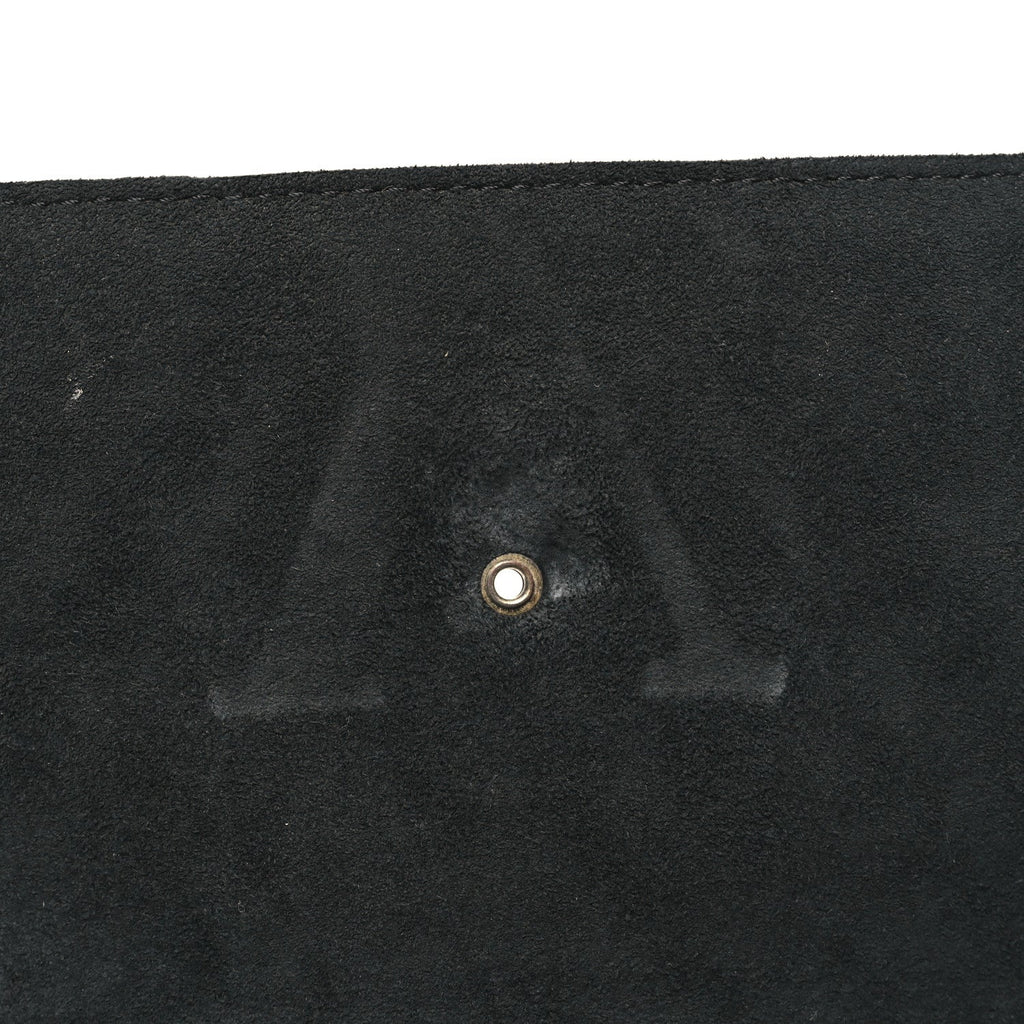 Calfskin Airy V Embossed Pochette Chain Louise GM  Black